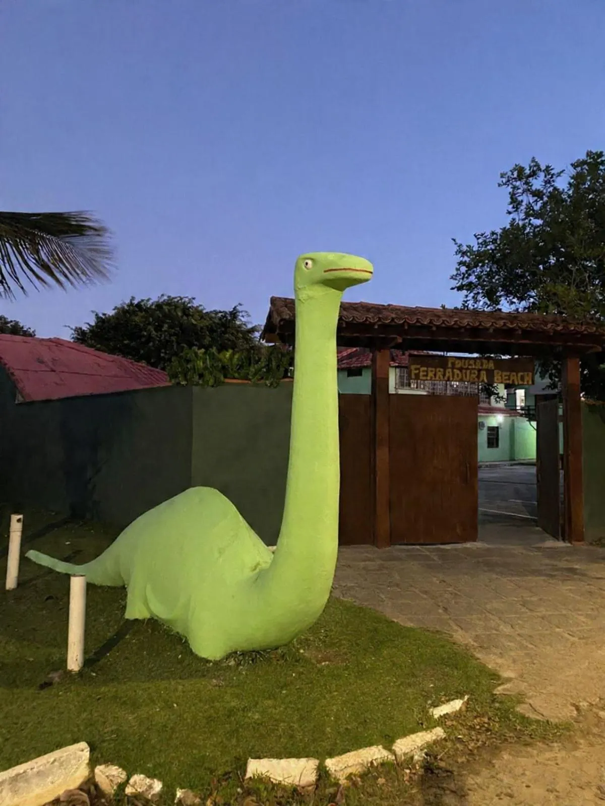 Pousada Ferradura Beach