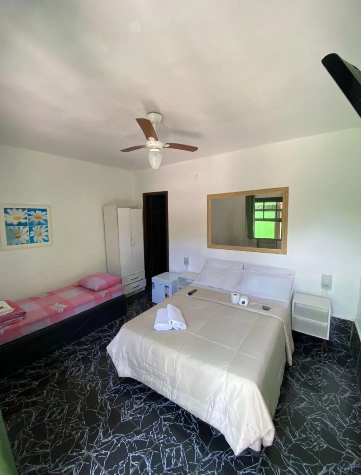 Bed in Pousada Ferradura Beach