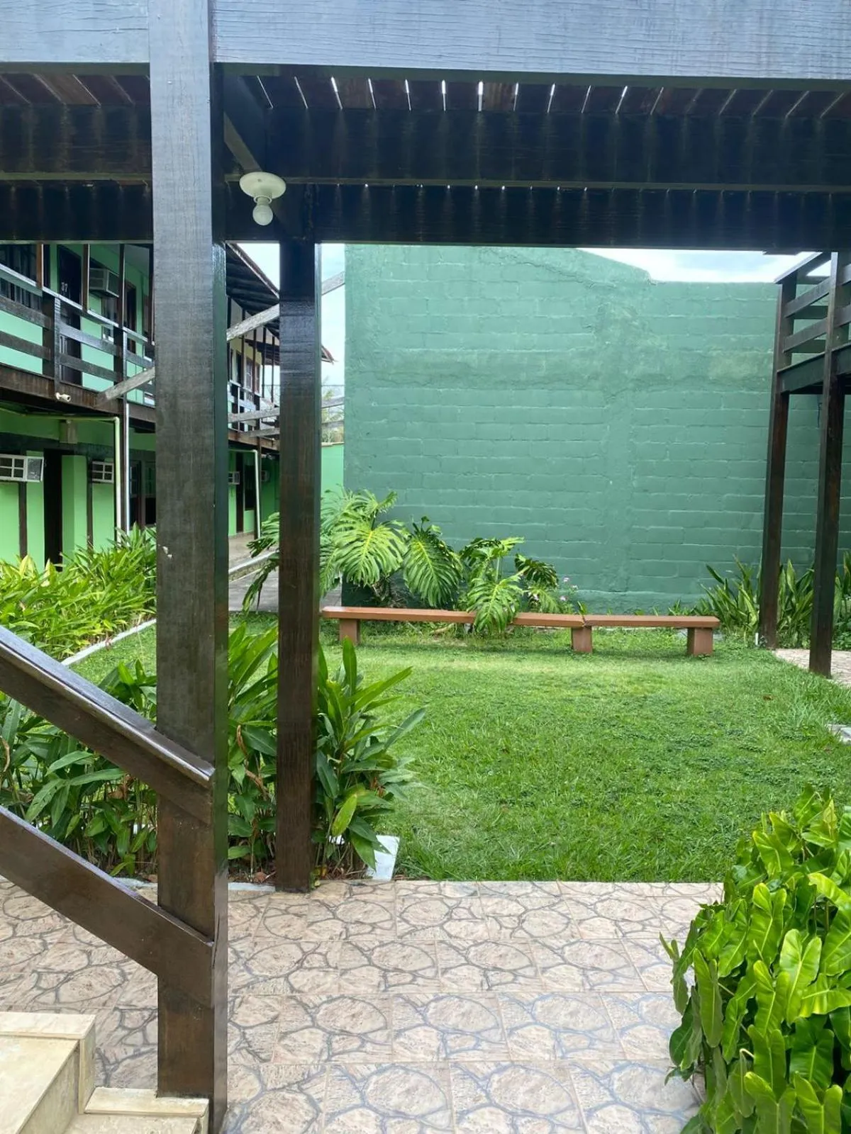 Pousada Ferradura Beach