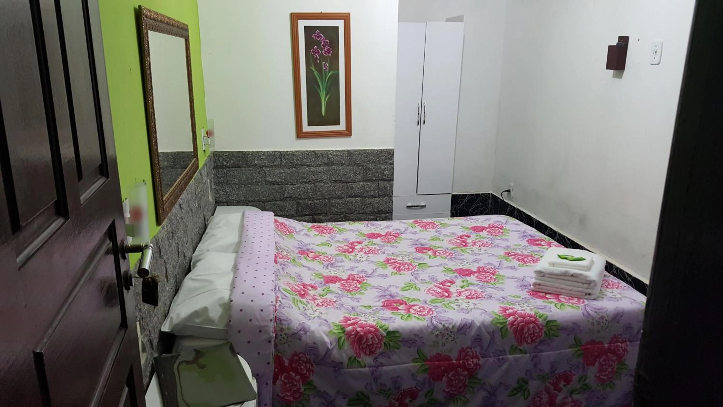 Bed in Pousada Ferradura Beach