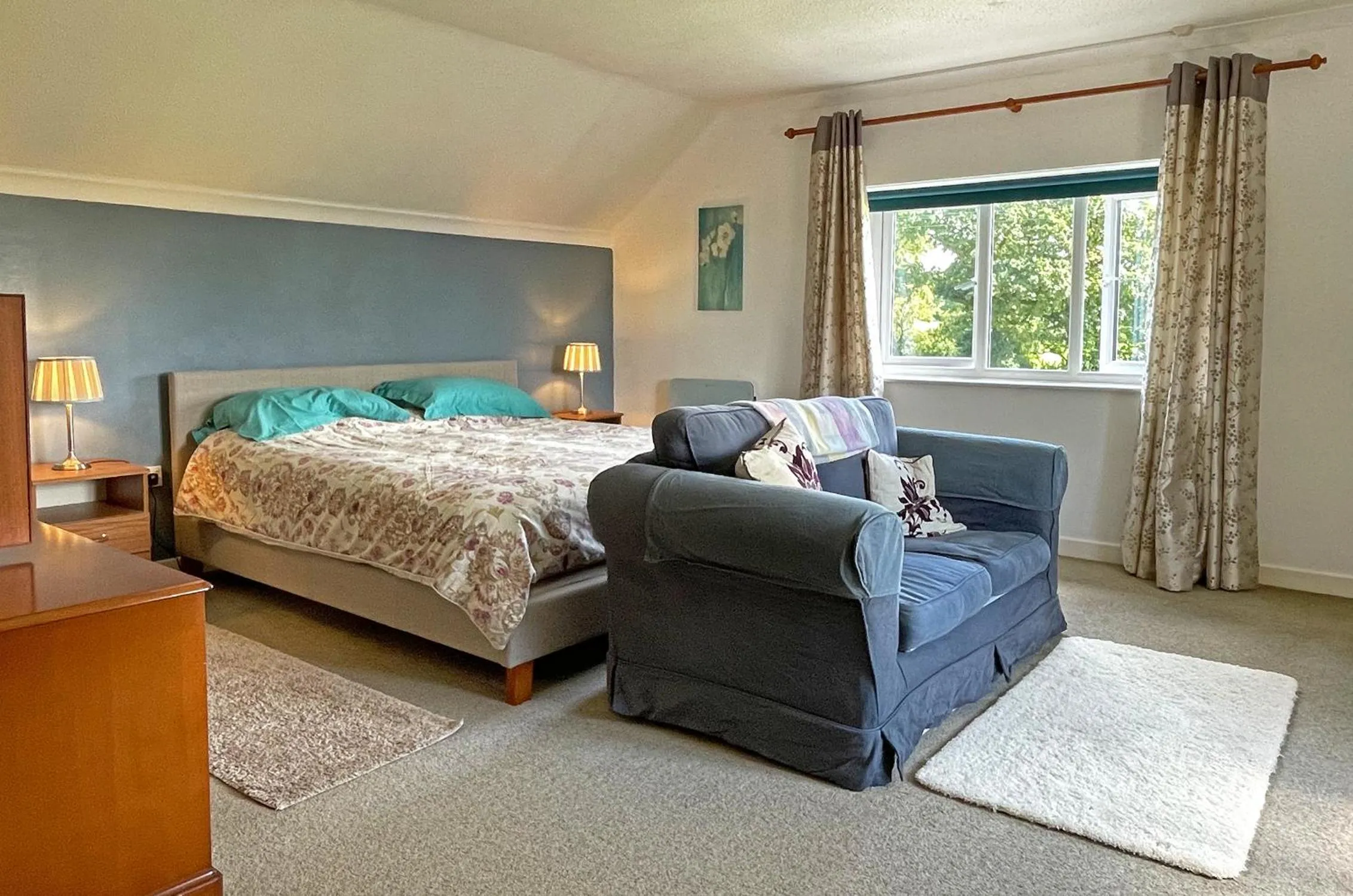 King Room with Garden View in Maesyfelin Isaf B&B