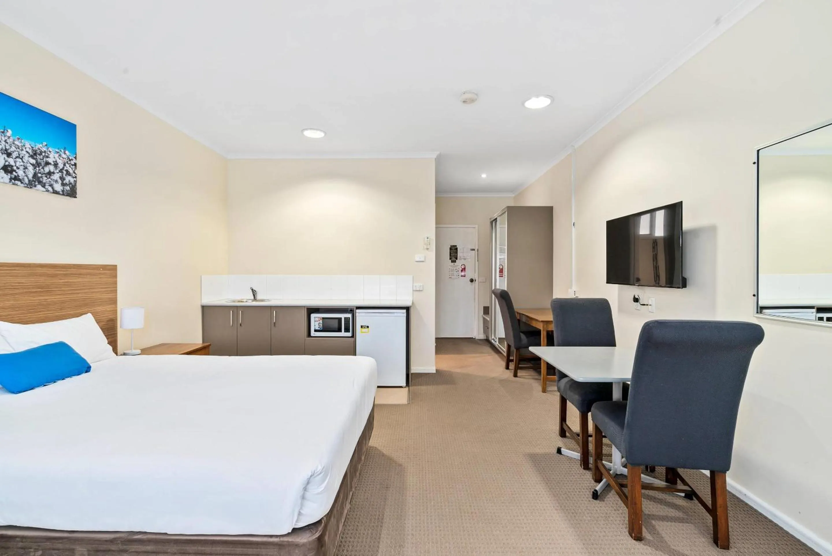 Bedroom, Bed in Comfort Inn Bishops Lodge