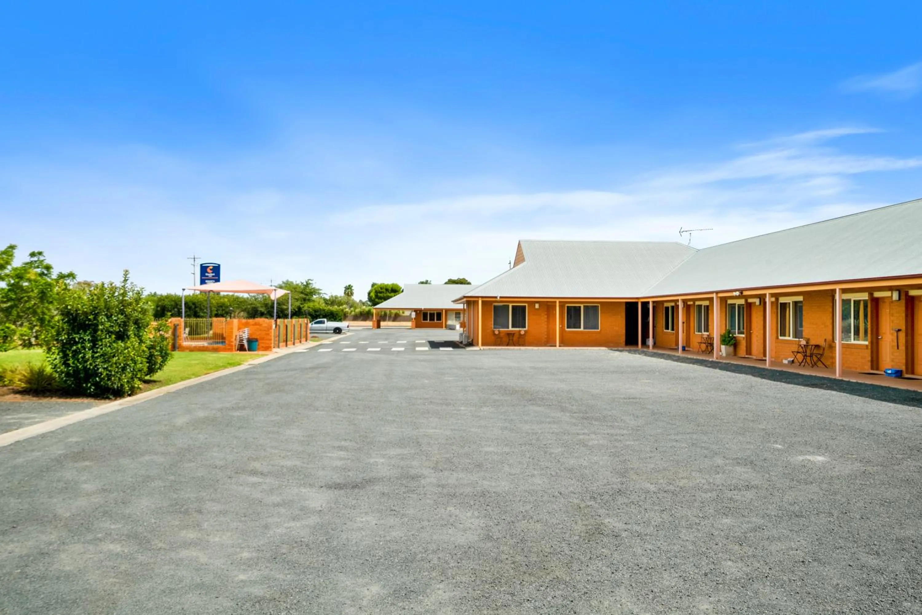 Parking in Comfort Inn Bishops Lodge