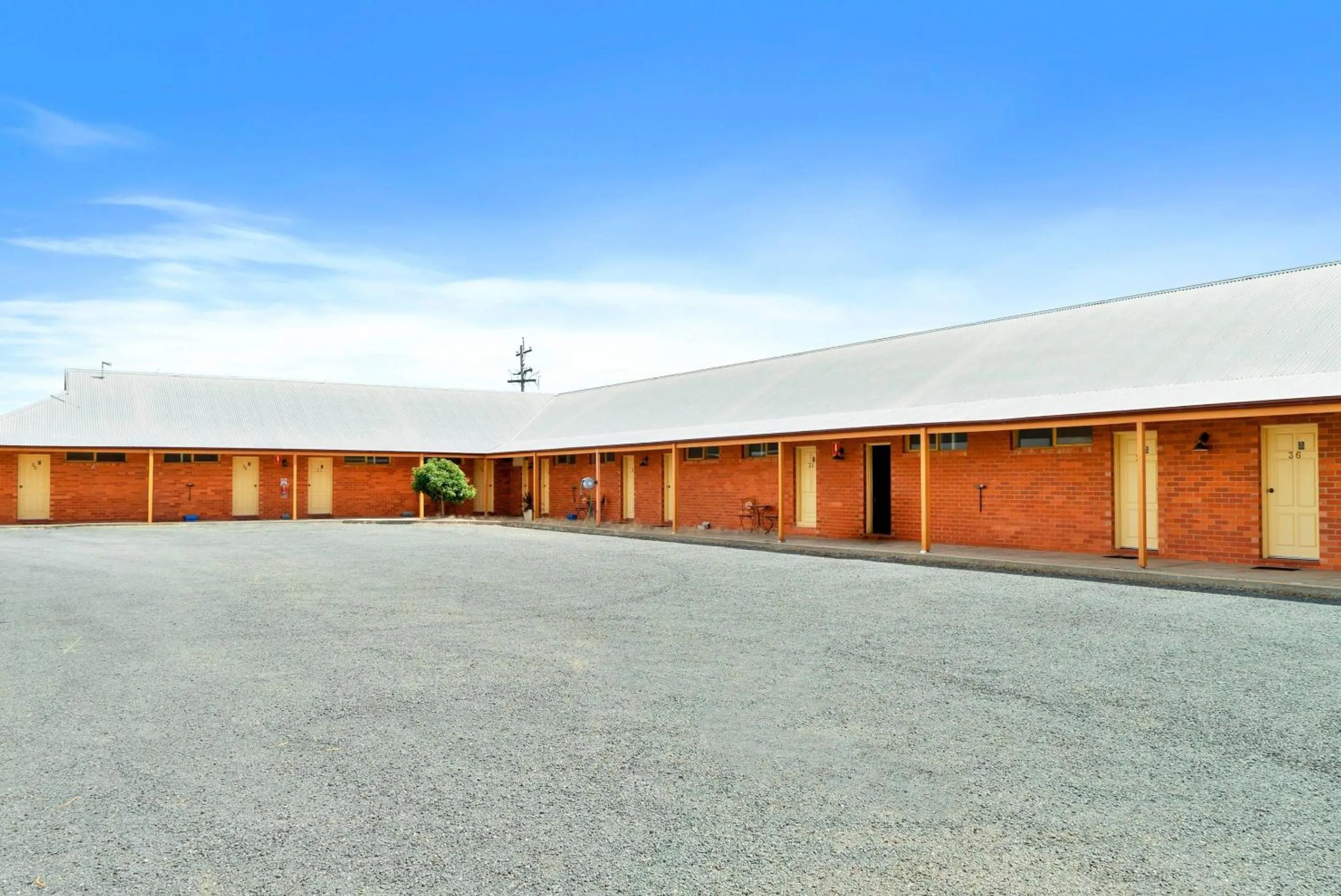 Property building in Comfort Inn Bishops Lodge