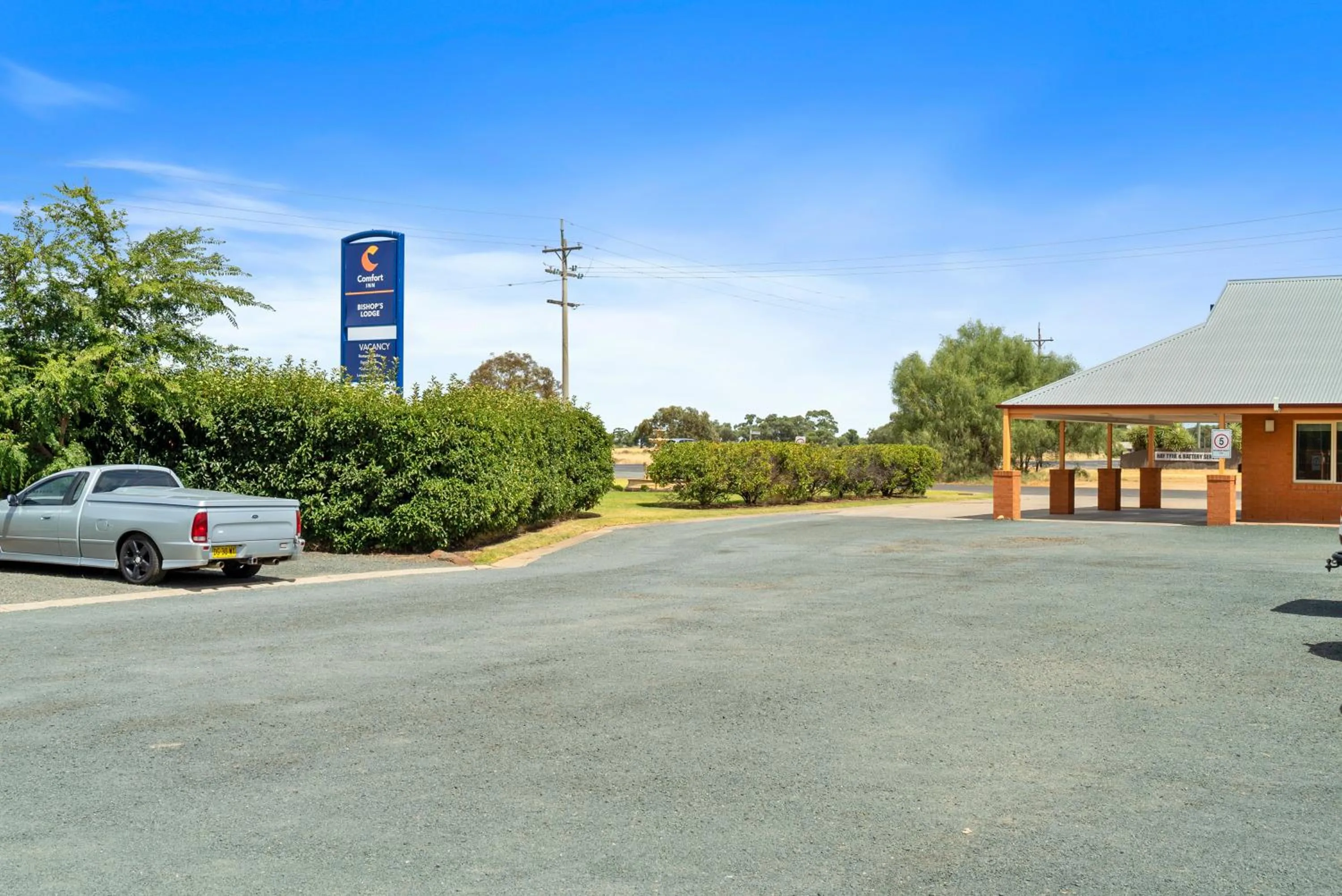 Parking in Comfort Inn Bishops Lodge
