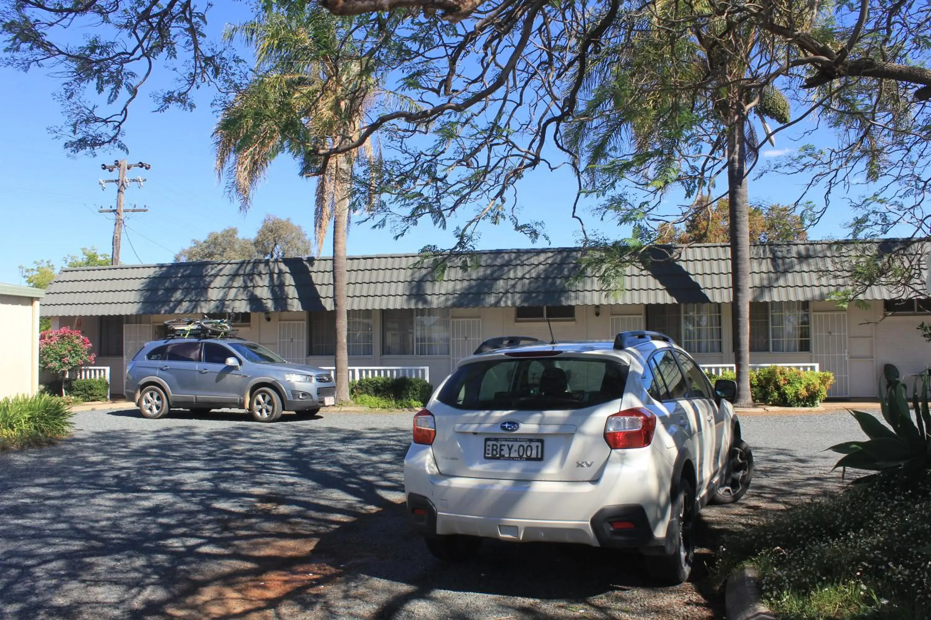 Property building in Aromet Motor Inn Property building in Aromet Motor Inn