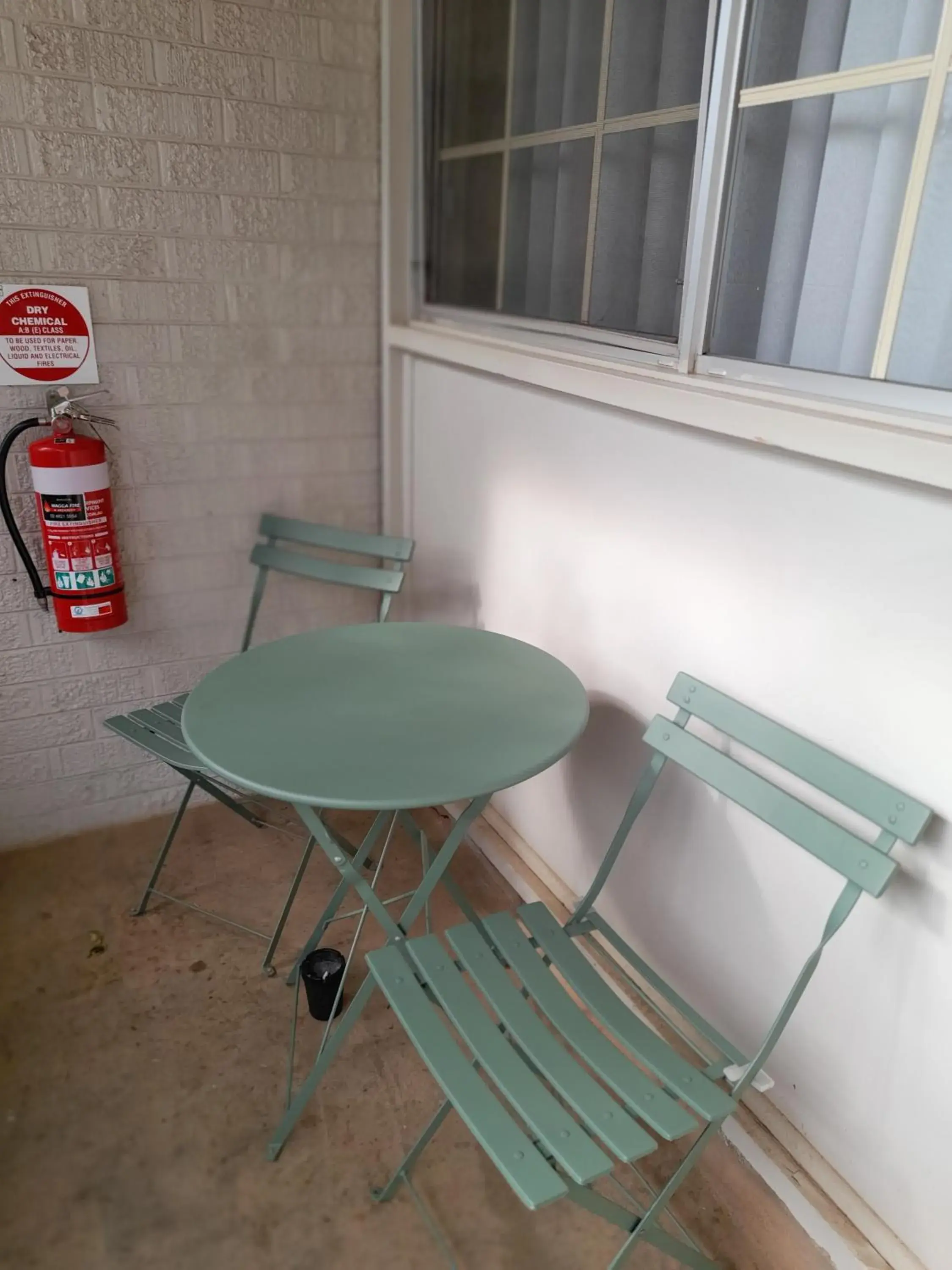 Property building in Aromet Motor Inn Property building in Aromet Motor Inn