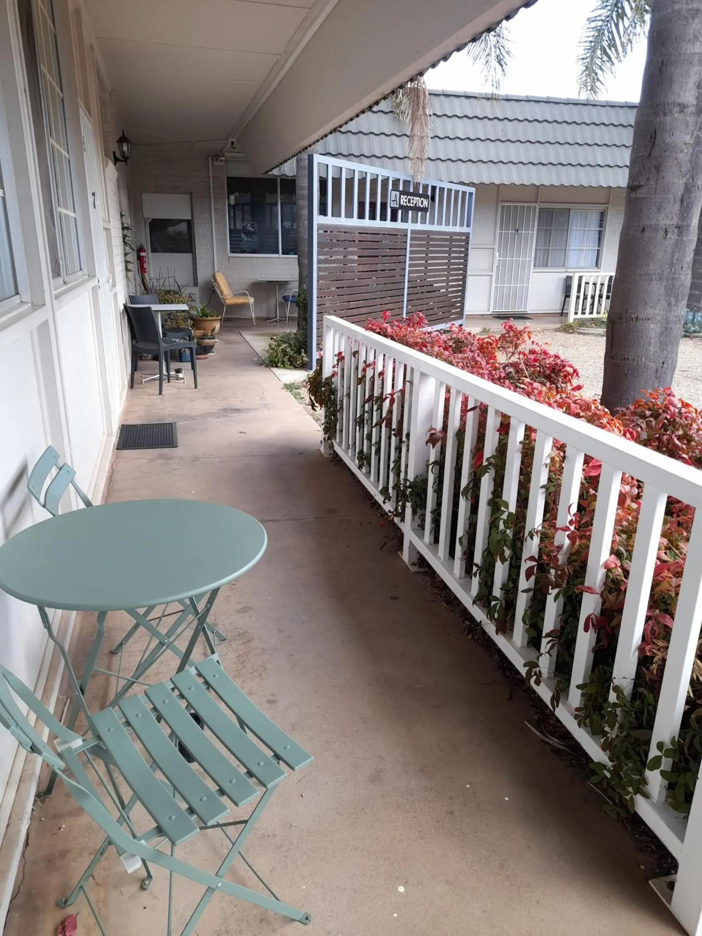 Property building in Aromet Motor Inn Property building in Aromet Motor Inn