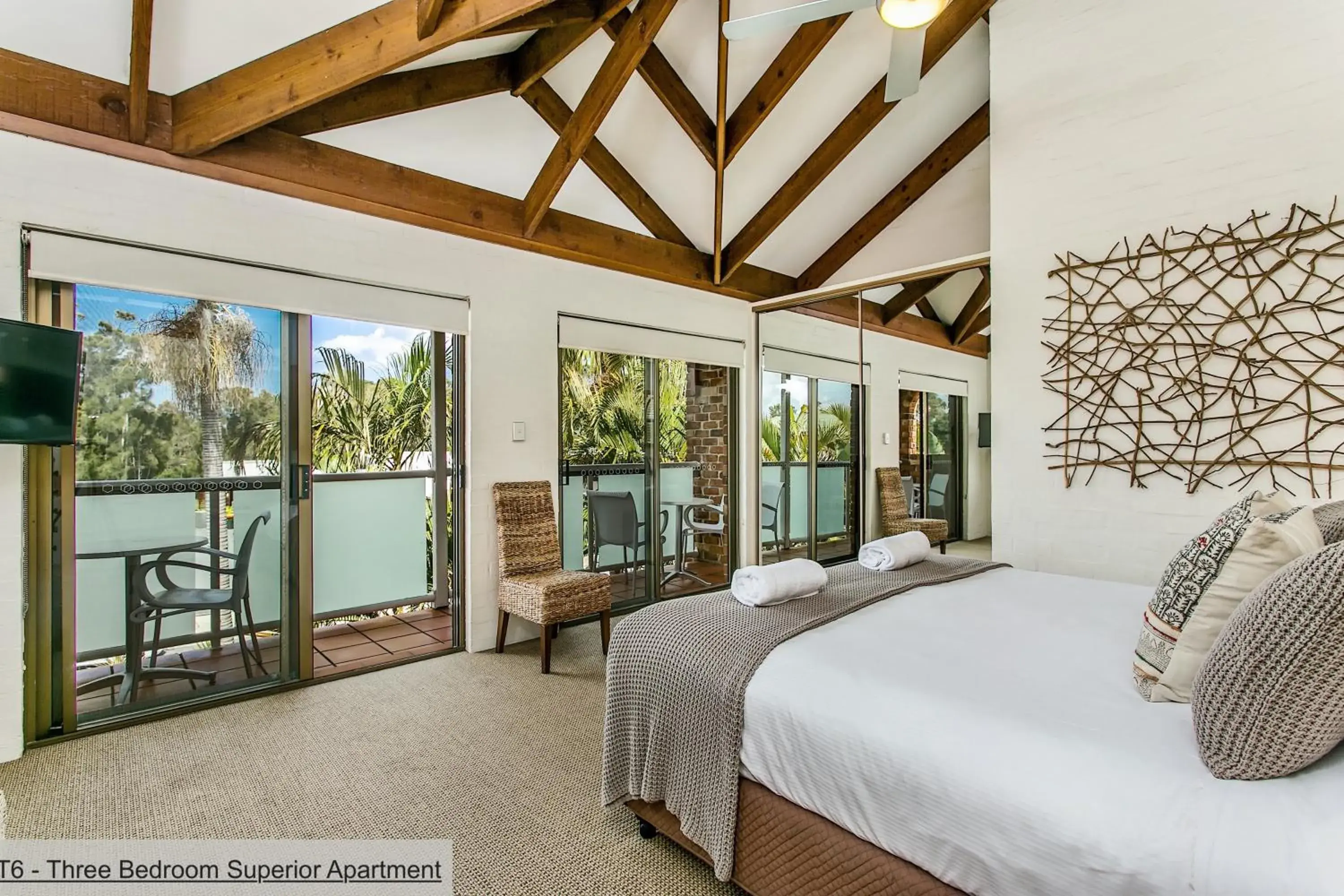 Terrace 6 - Three Bedroom Superior in The Terraces Main Beach Terrace 6 - Three Bedroom Superior in The Terraces Main Beach