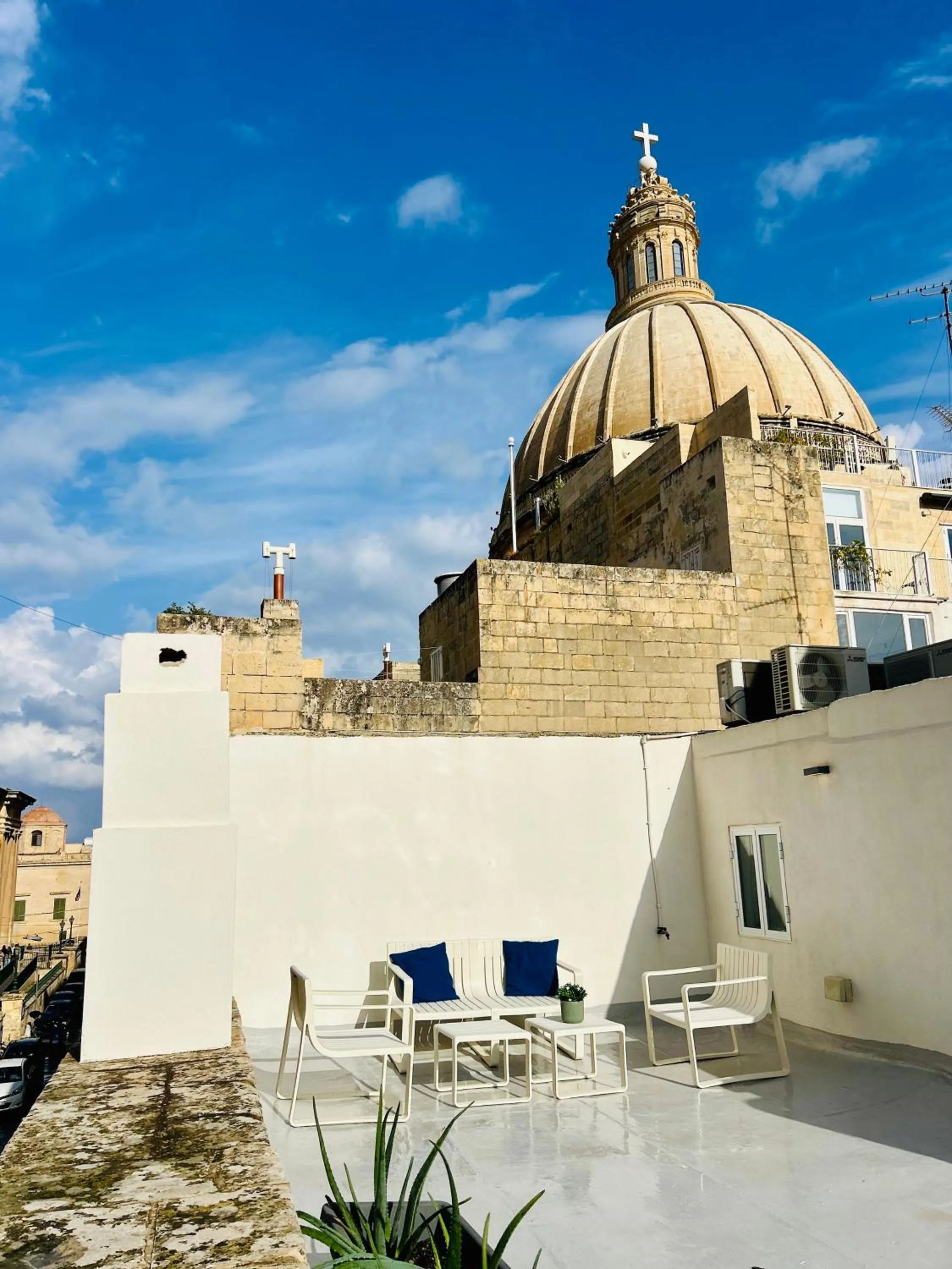 Day in Carmelita Valletta