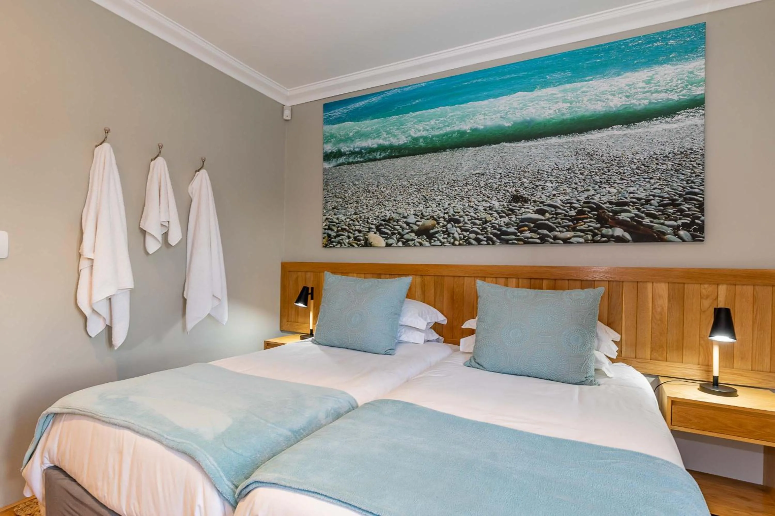 Oceans Guest House & Luxurious Apartments