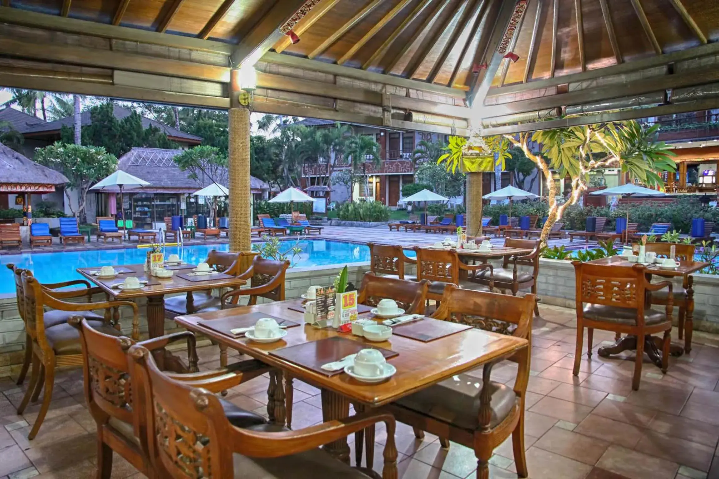 Restaurant/Places to Eat in Jayakarta Hotel Bali