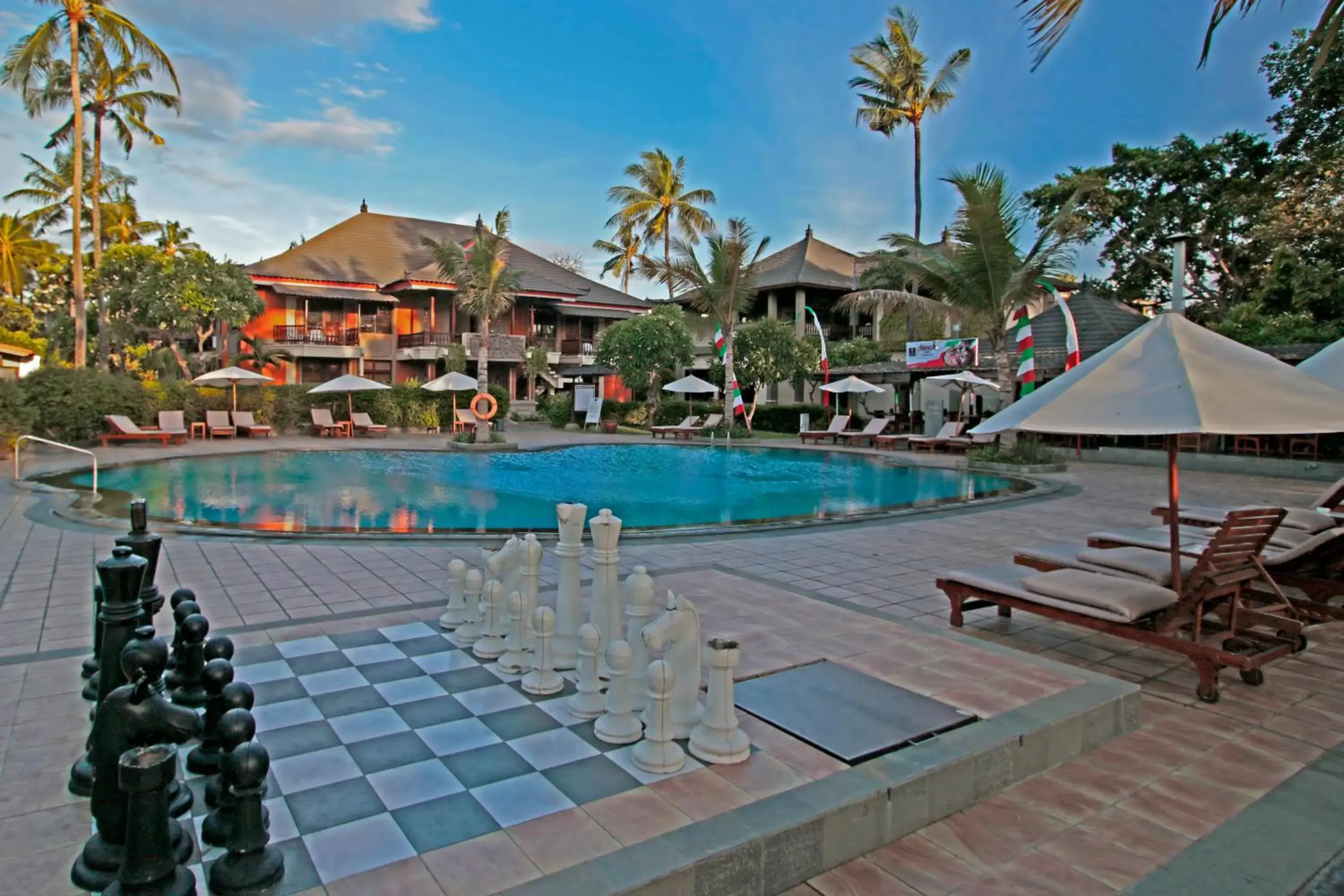 Swimming Pool in Jayakarta Hotel Bali