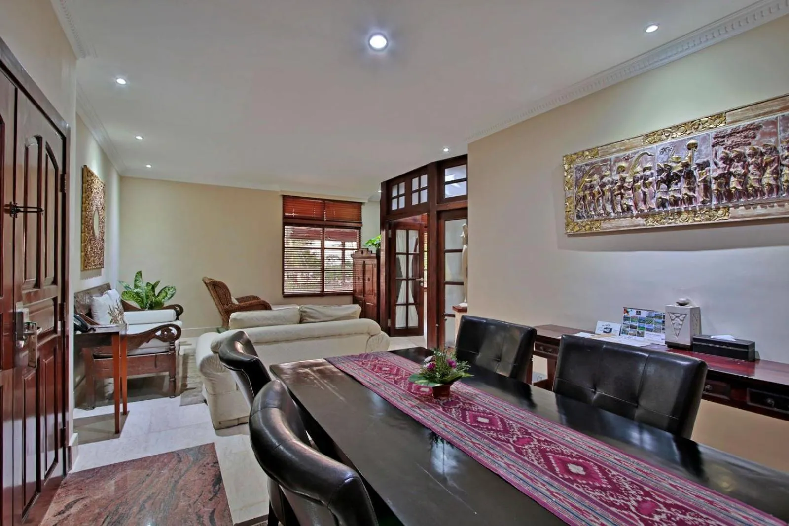 Living room in The Jayakarta Bali Beach Resort