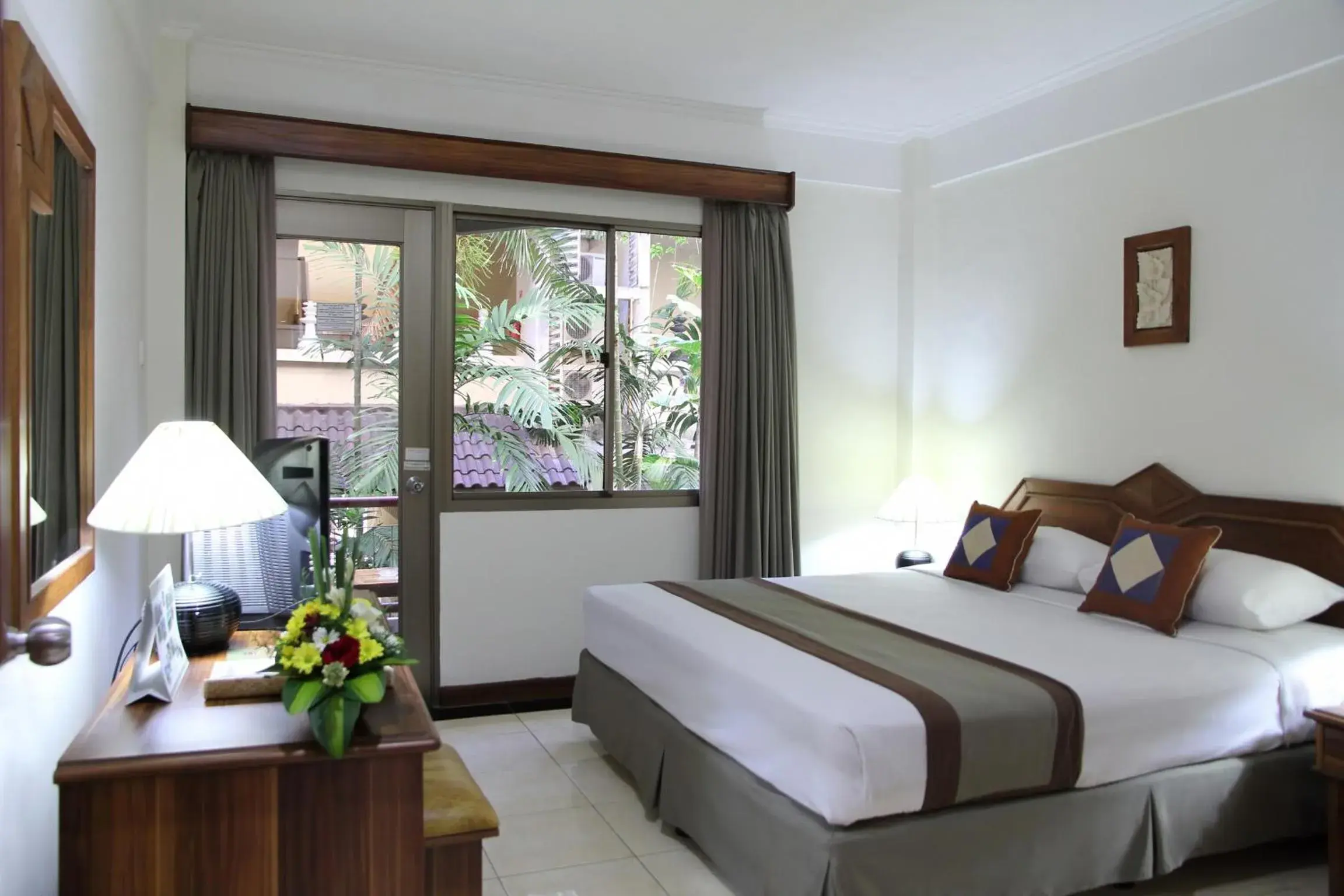 Bathroom, Bed in Jayakarta Hotel Bali