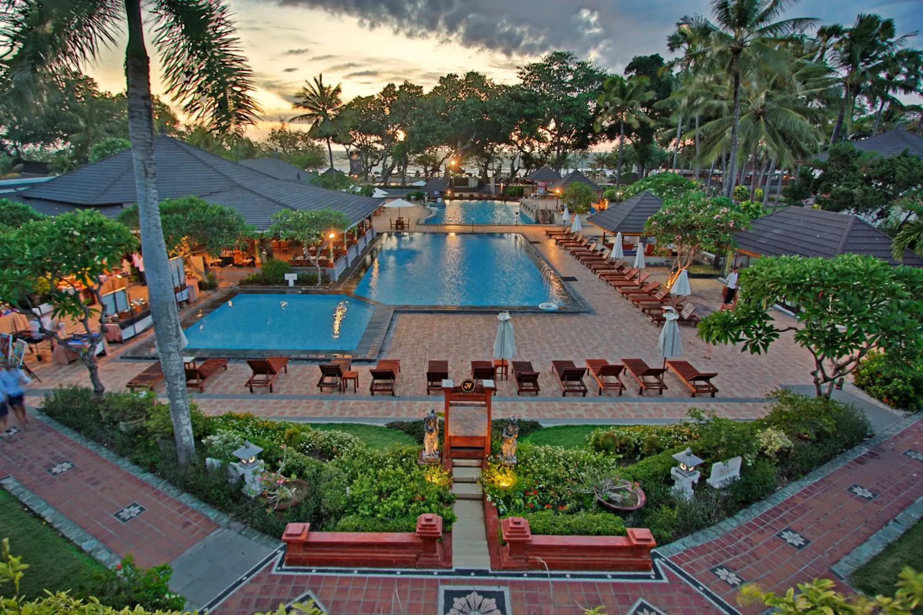 Pool view, Bird's-eye View in Jayakarta Hotel Bali