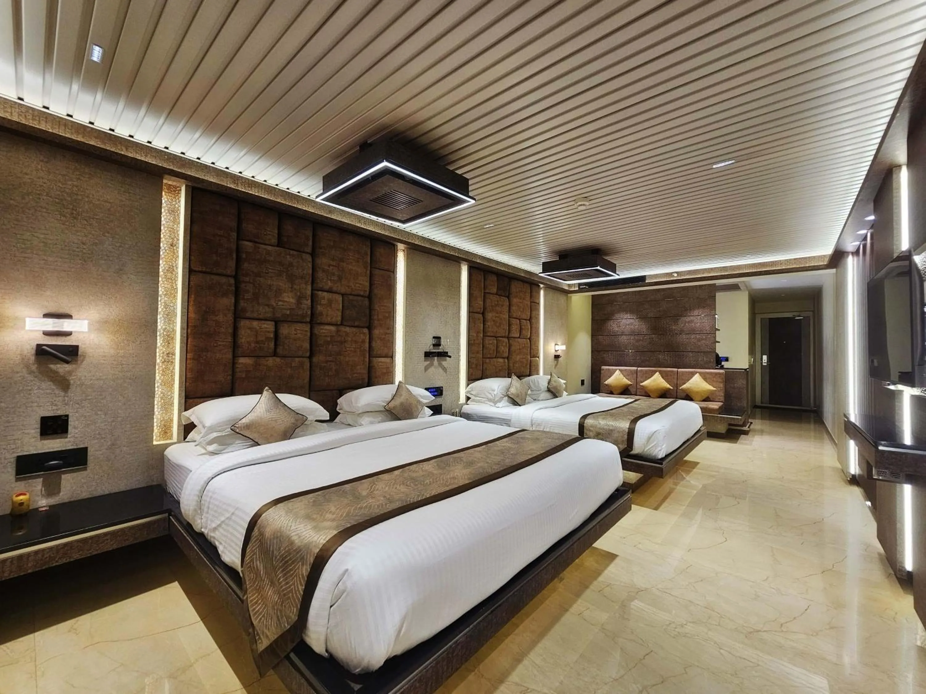 Photo of the whole room, Bed in Malligi,Hampi