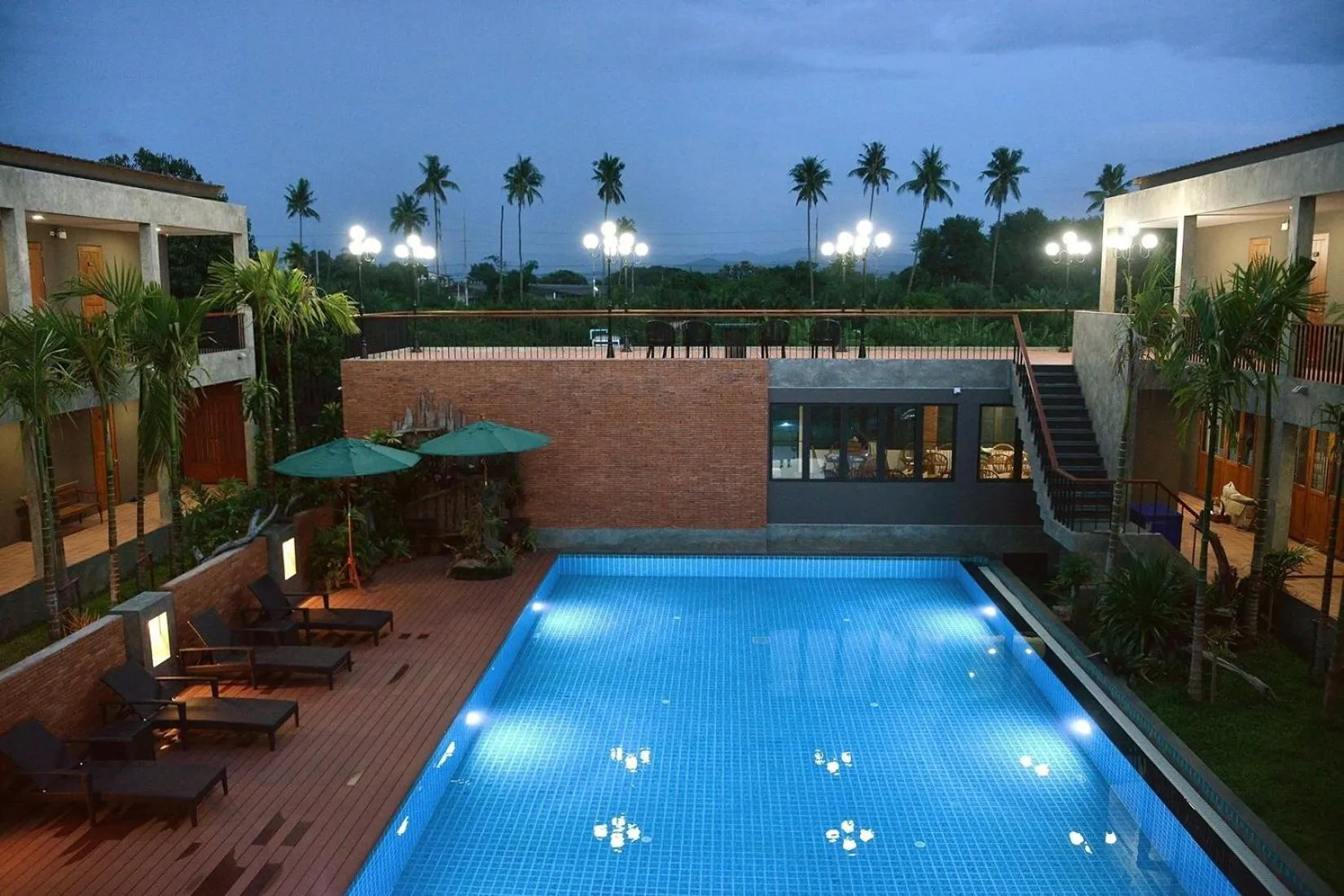 Swimming pool in Sansuntree