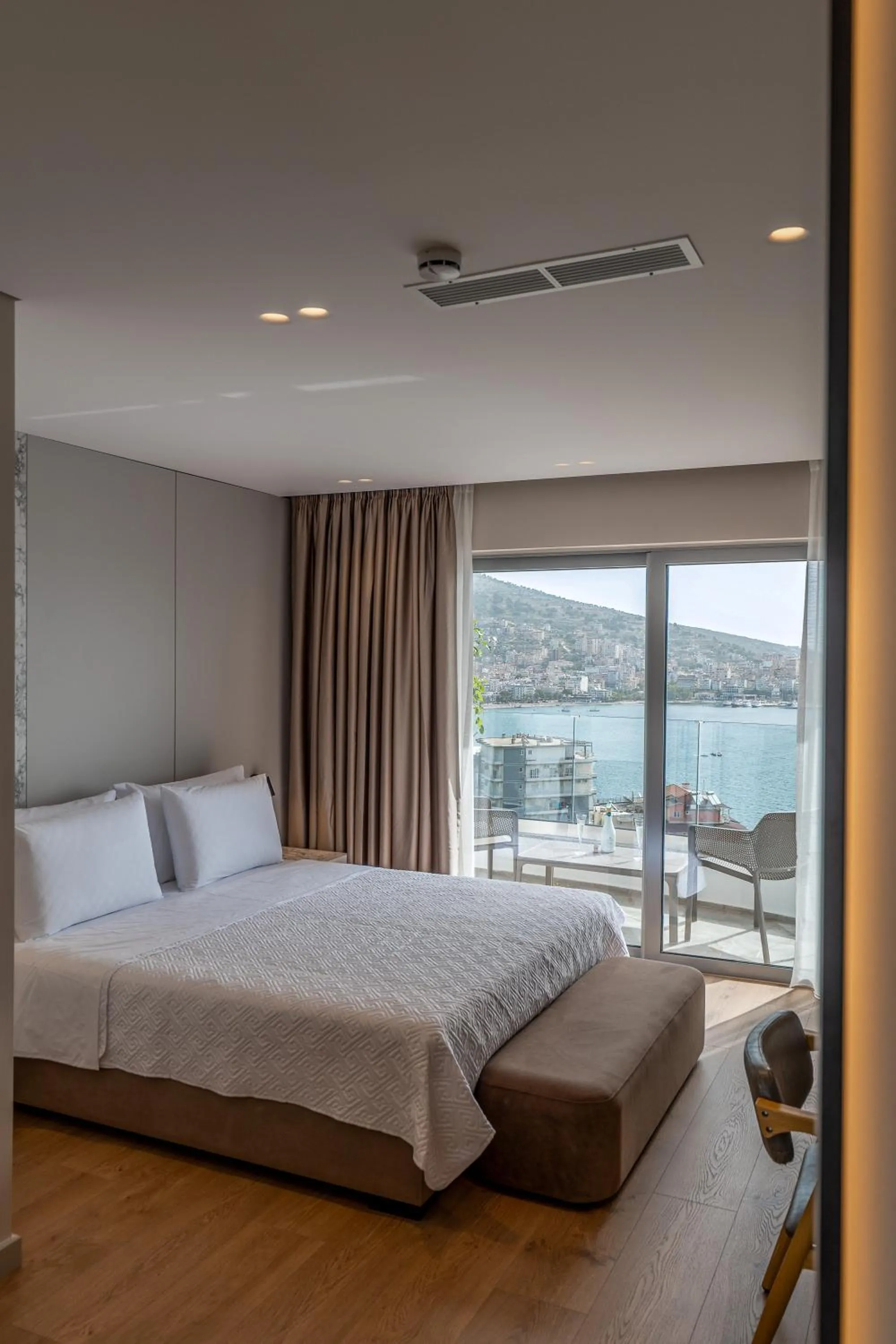 Bedroom, Bed in Hotel Teuta