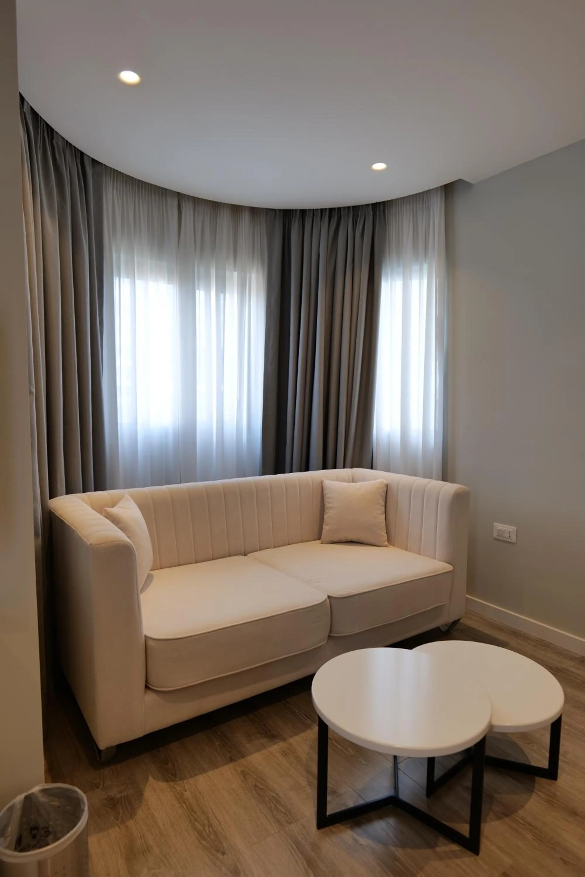 Seating area in Hotel Teuta