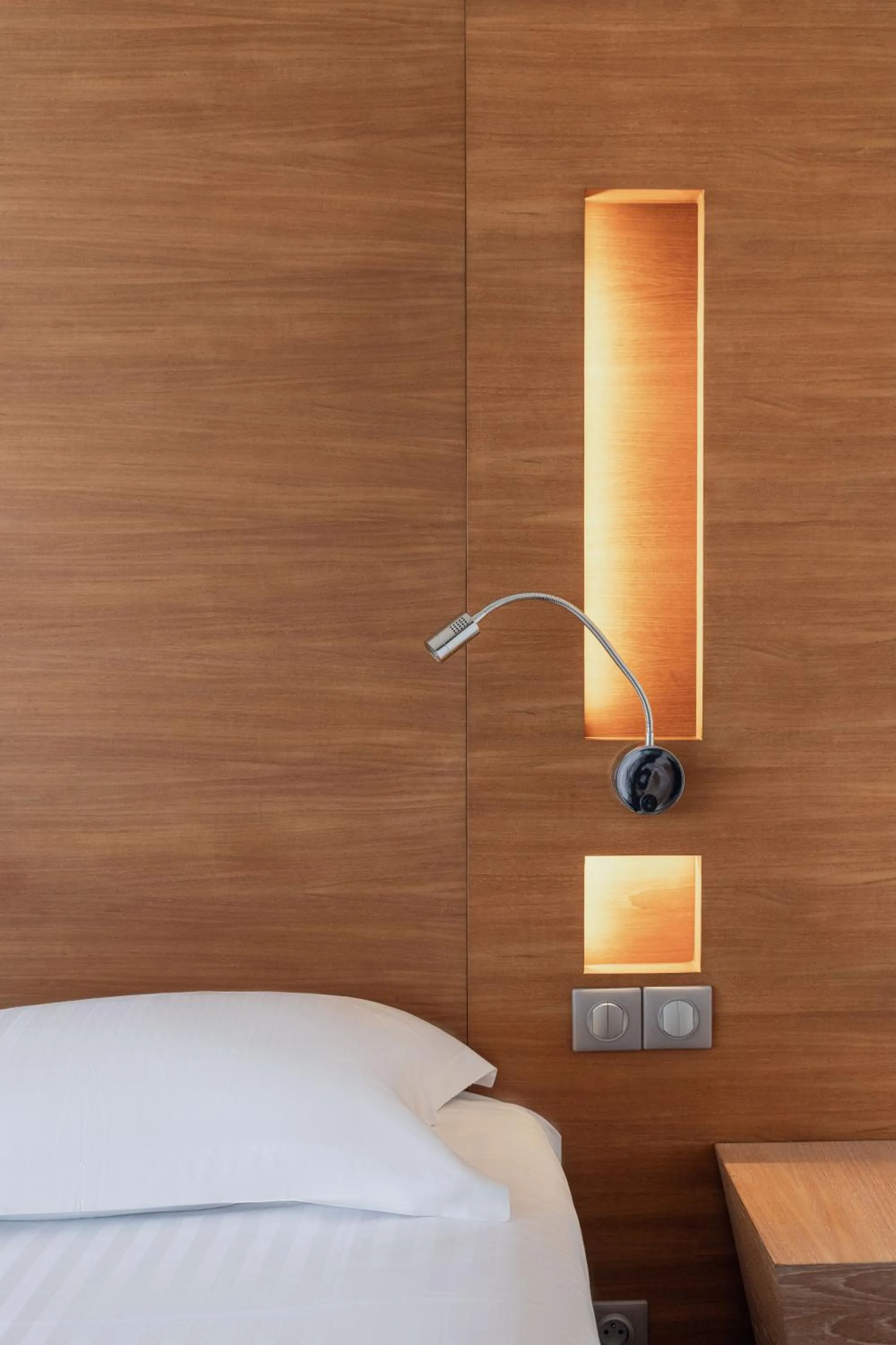 Bedroom, Bed in BRIT HOTEL - RESTAURANT Saint-Brieuc Langueux