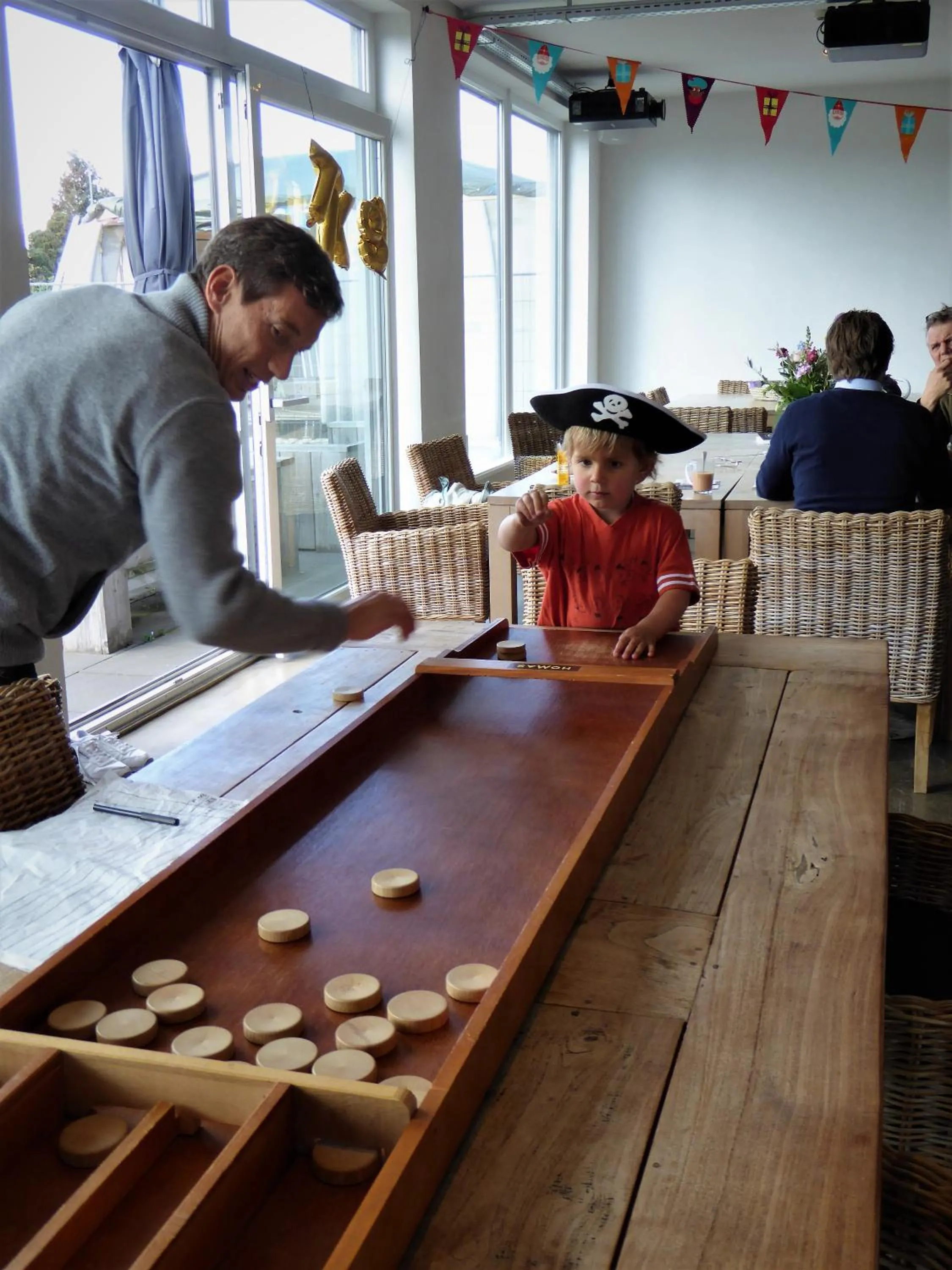 Restaurant/places to eat in De Slaapfabriek vakantiehuis en trainingslocatie