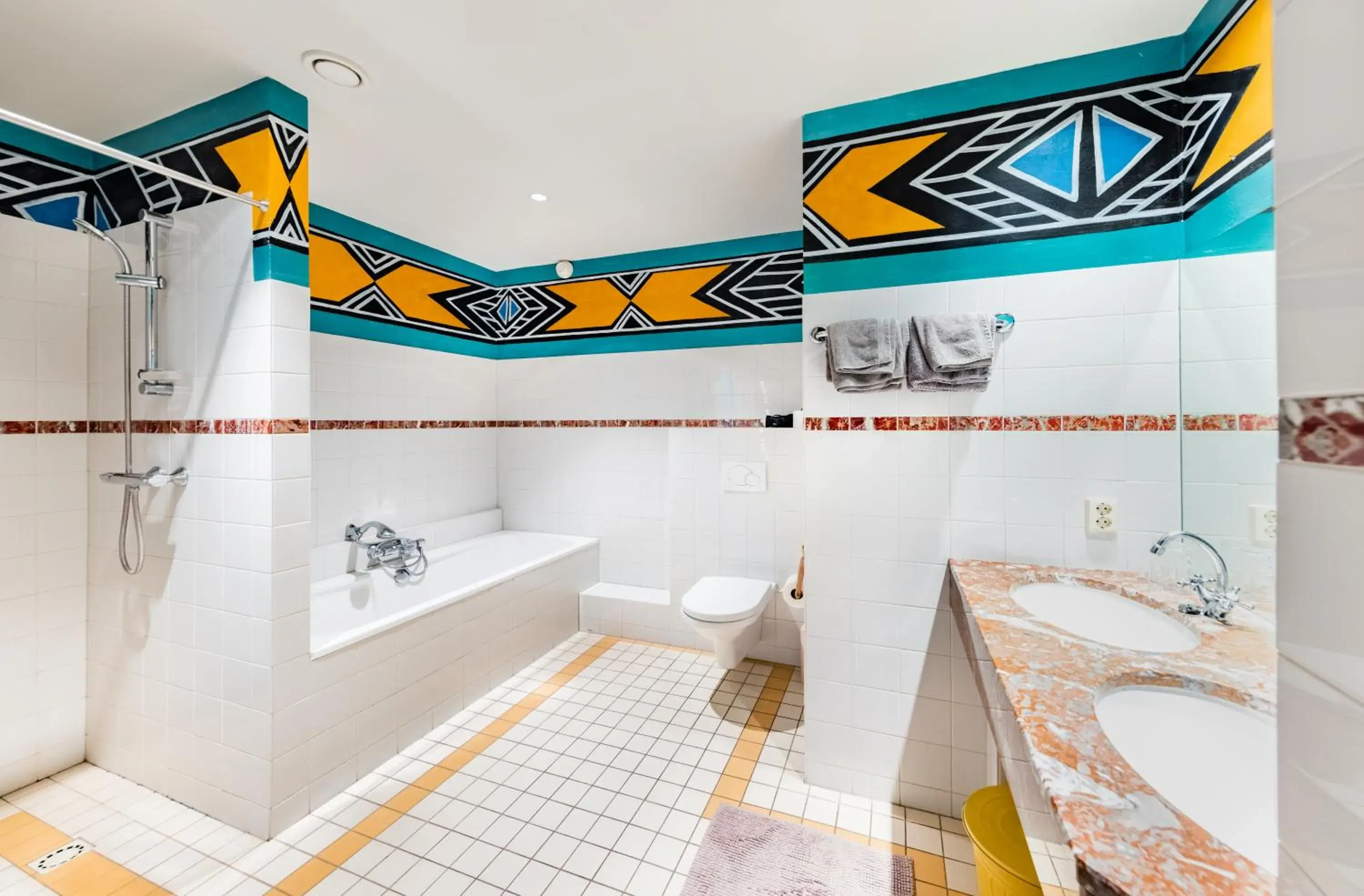 Deluxe Double Room with Bath in Hotel Gaia Deluxe Double Room with Bath in Hotel Gaia