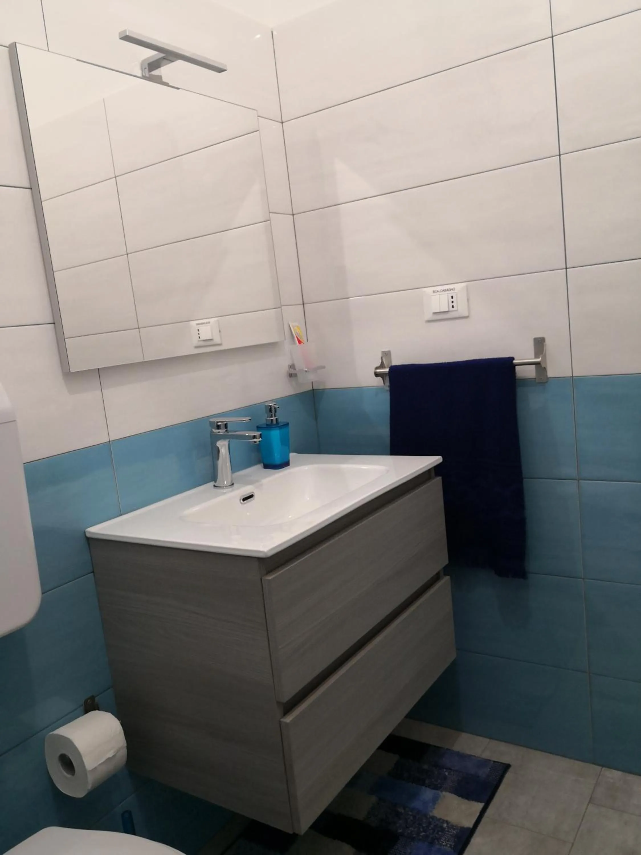 Bathroom in Short Lets Vacanze "Massimo"
