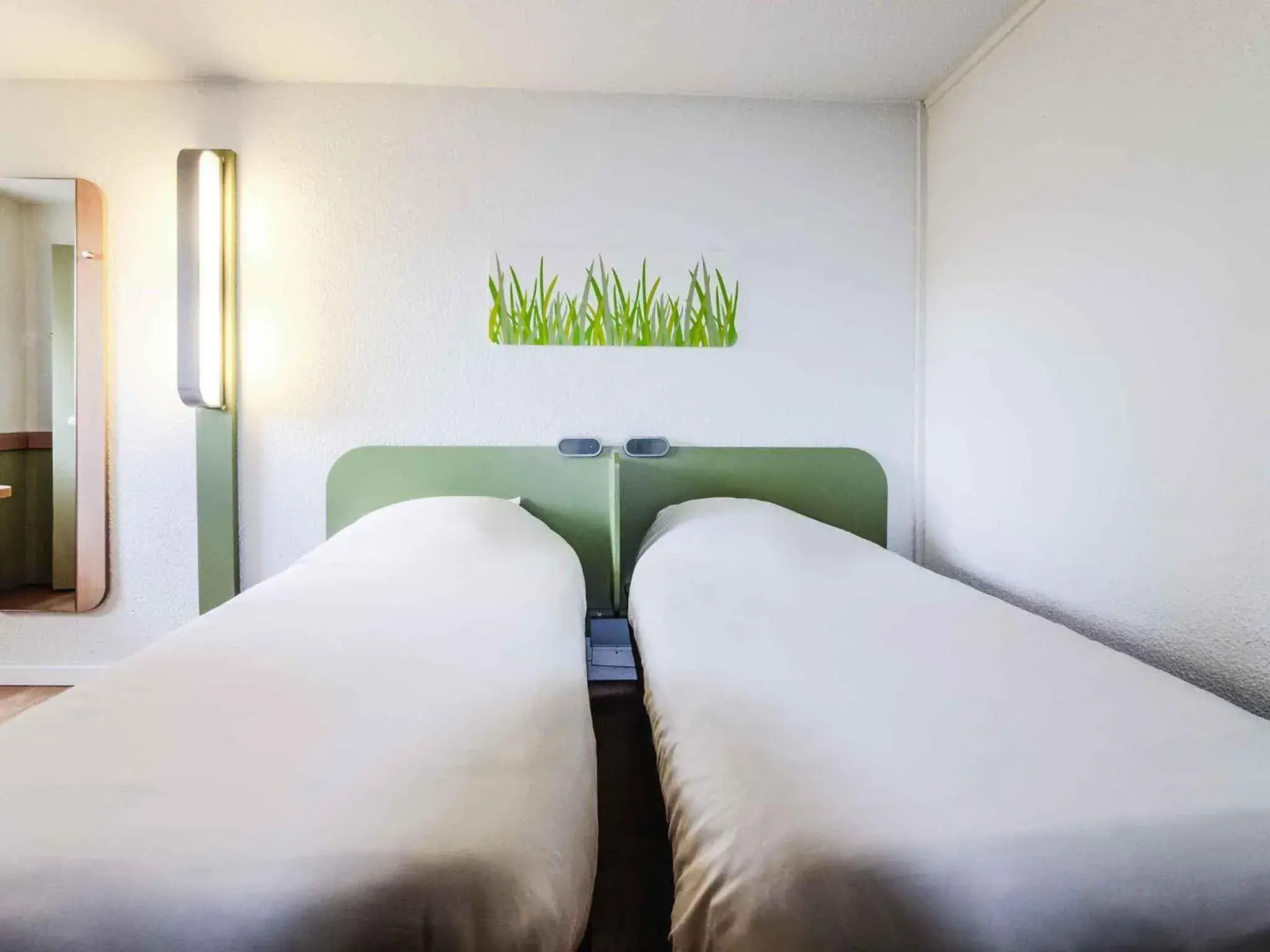 Twin Room in Ibis budget Périgueux Twin Room in Ibis budget Périgueux