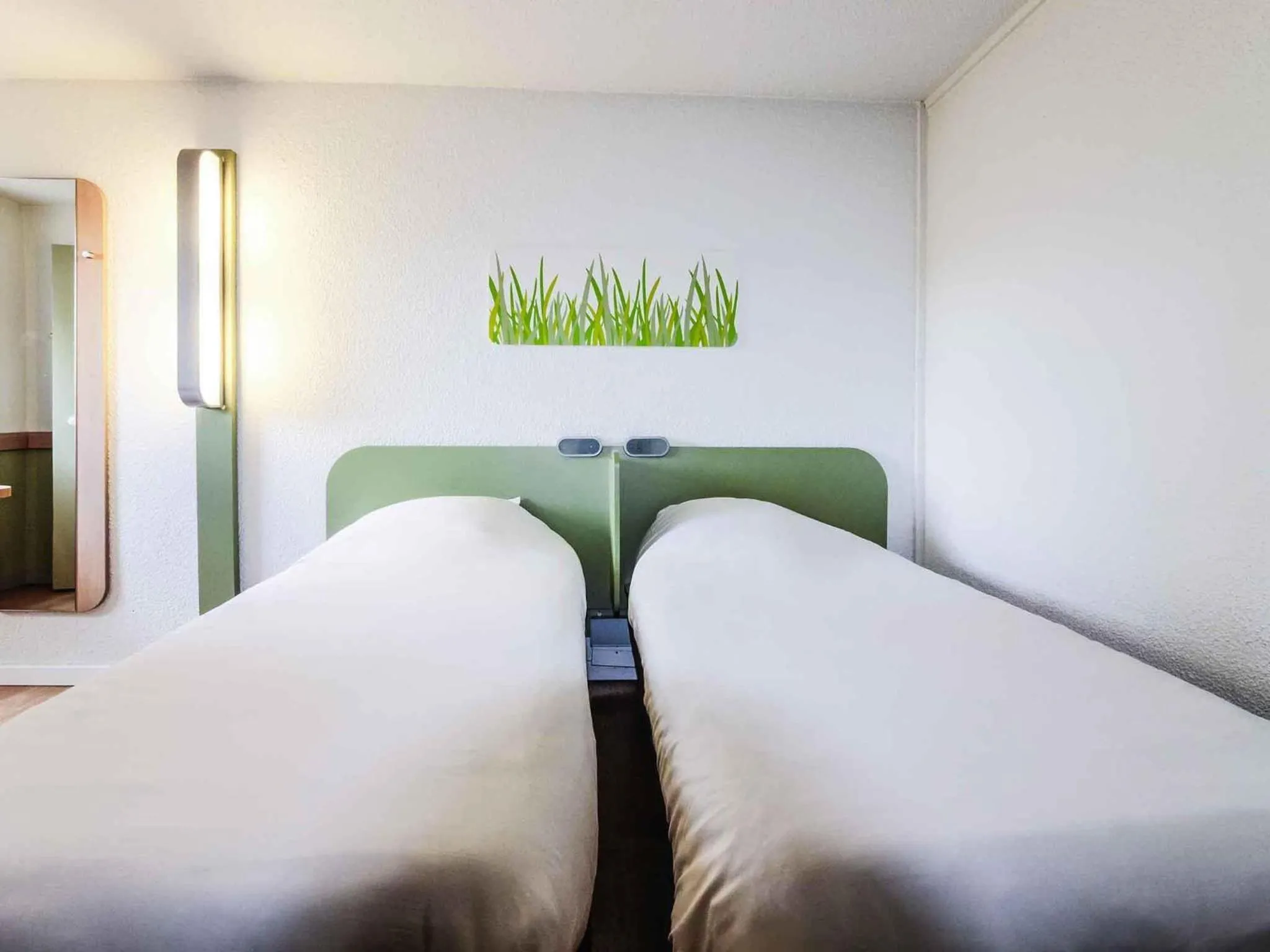 Bedroom, Bed in Ibis budget Périgueux