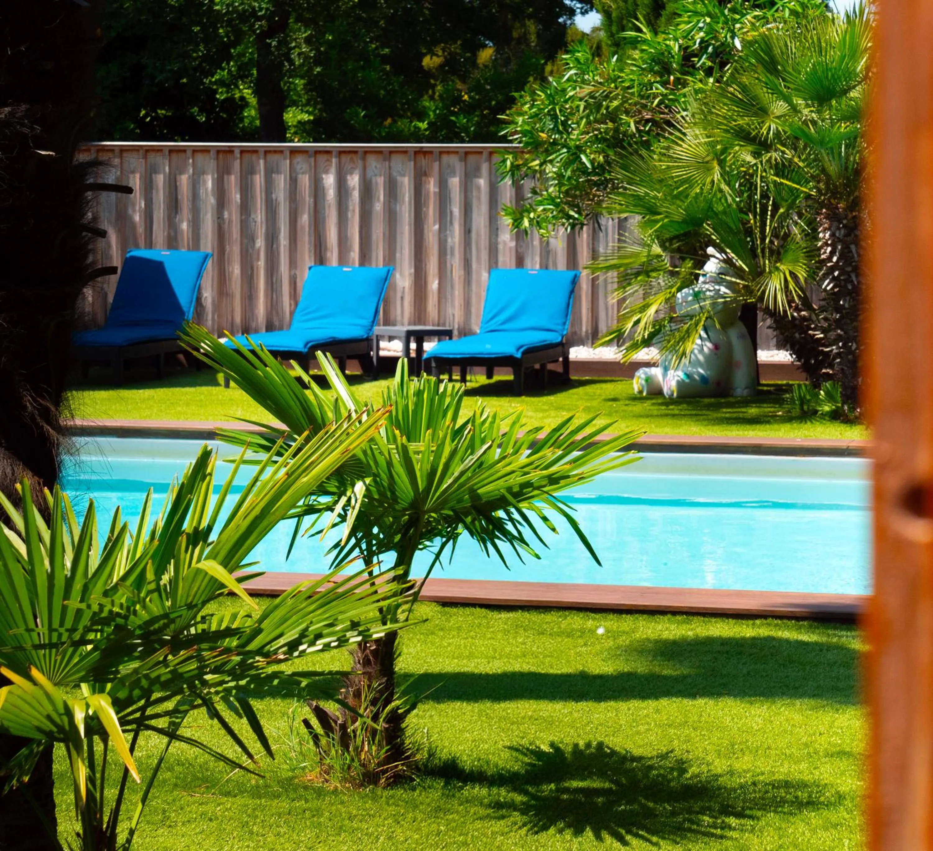 Garden in La Villa Herbert Maison d'hôtes à Andernos