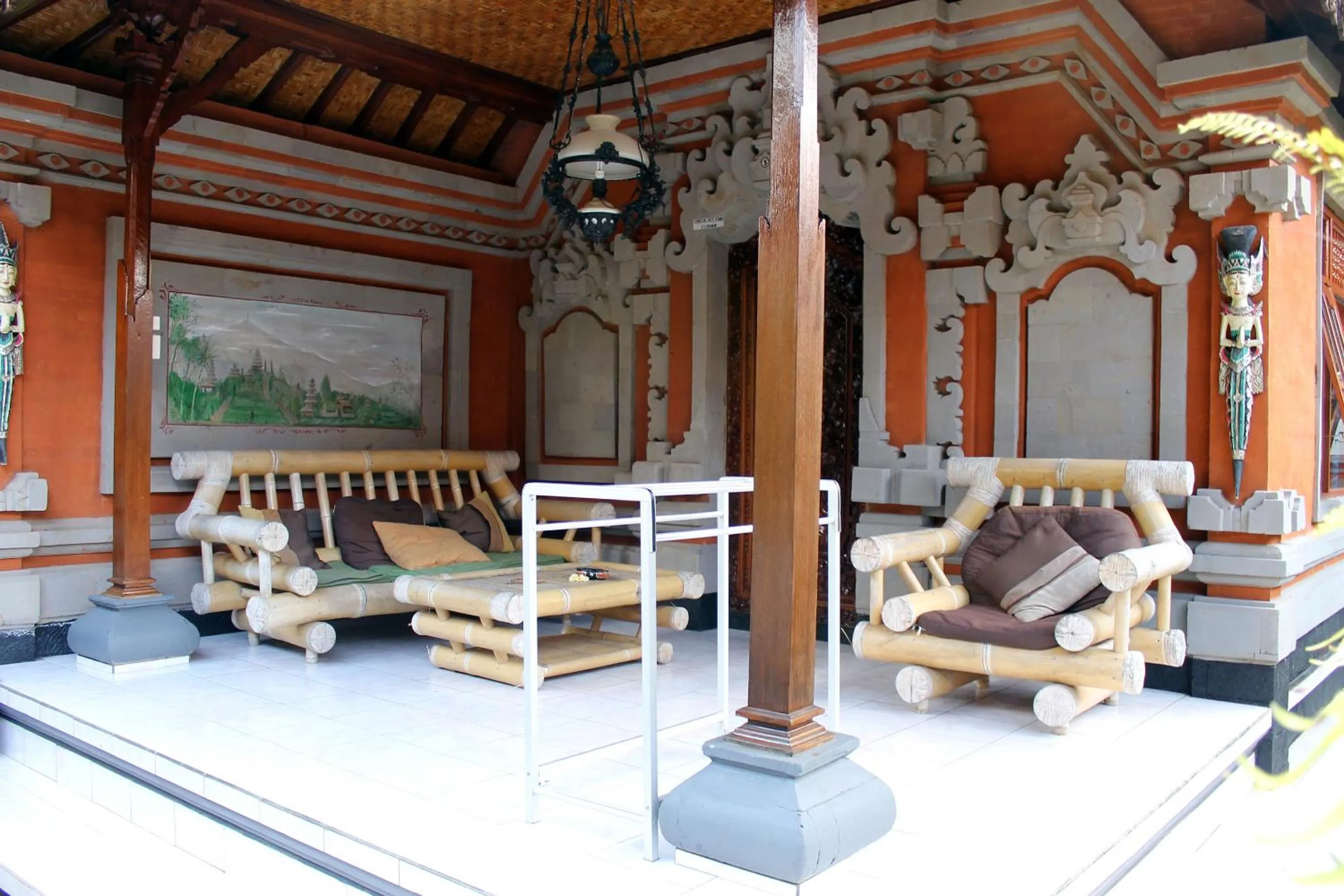 Balcony/Terrace in Swan Inn