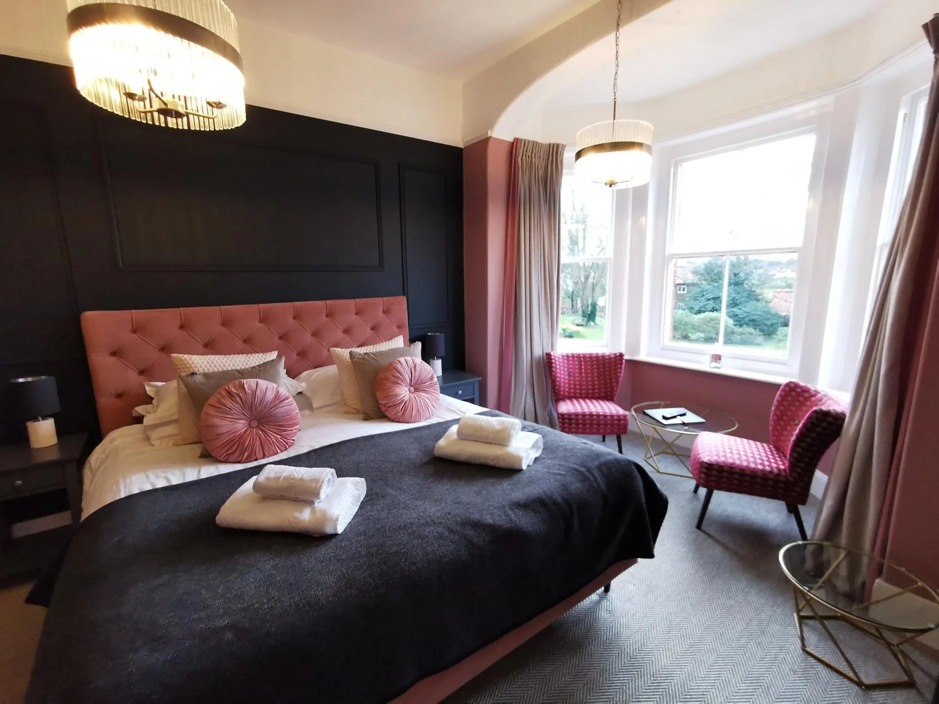Deluxe King Room in Blakeney House