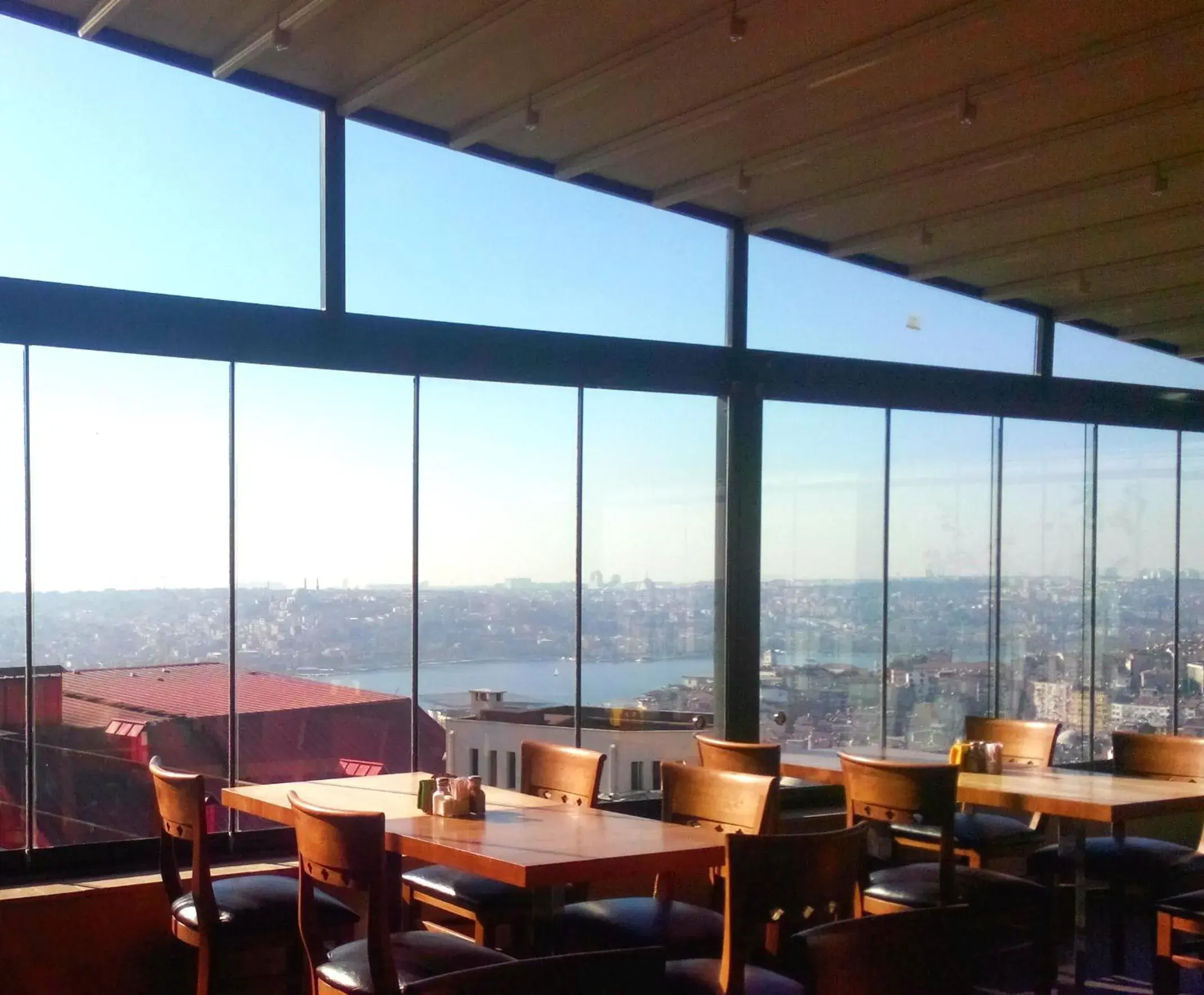 Restaurant/places to eat in Hotel The Pera Hill Restaurant/places to eat in Hotel The Pera Hill