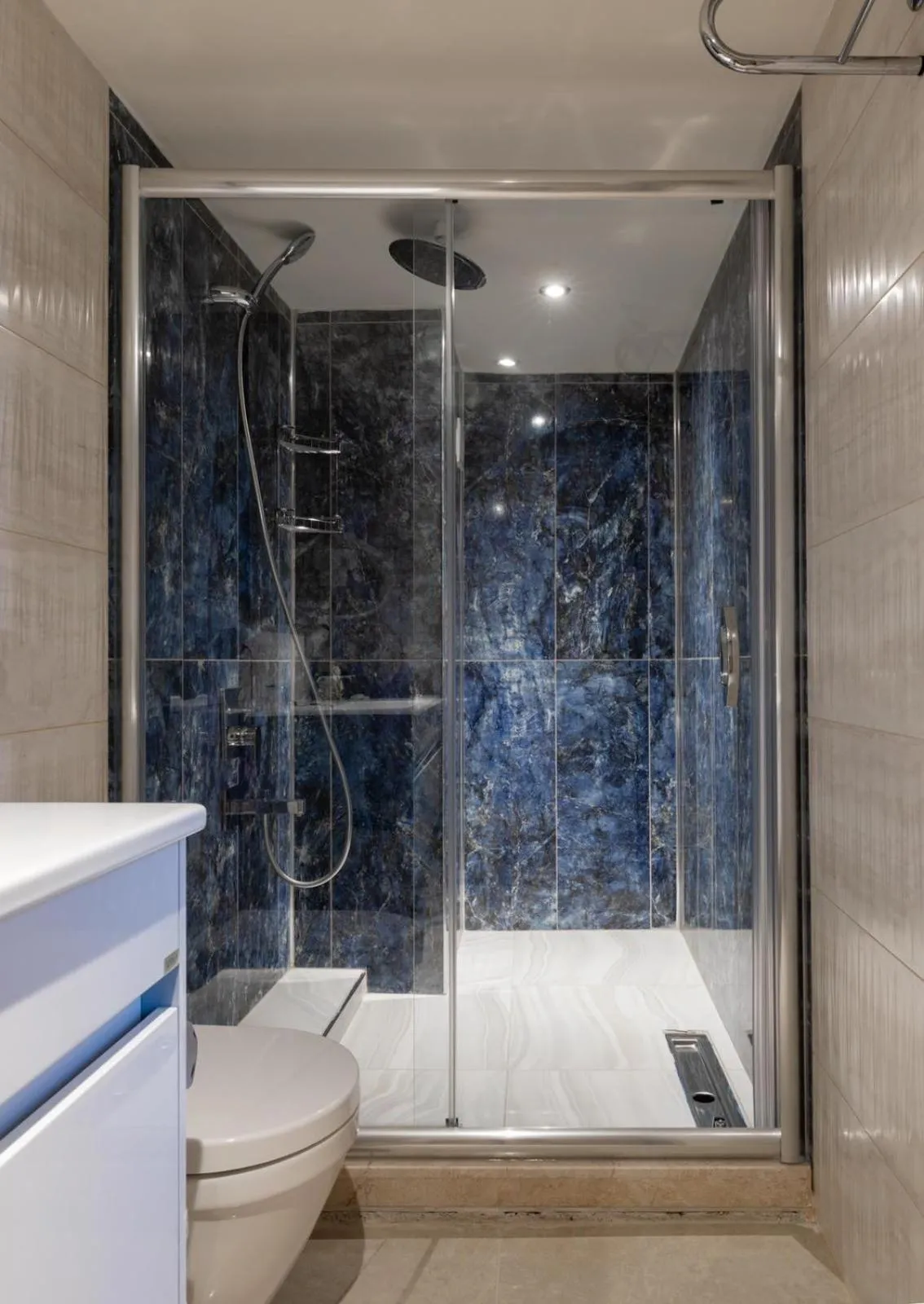 Bathroom in Hotel The Pera Hill