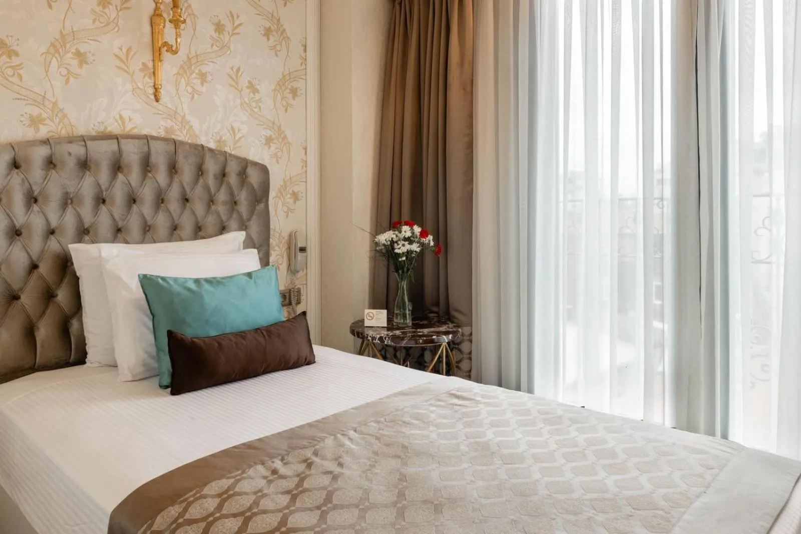 Bed in Hotel The Pera Hill