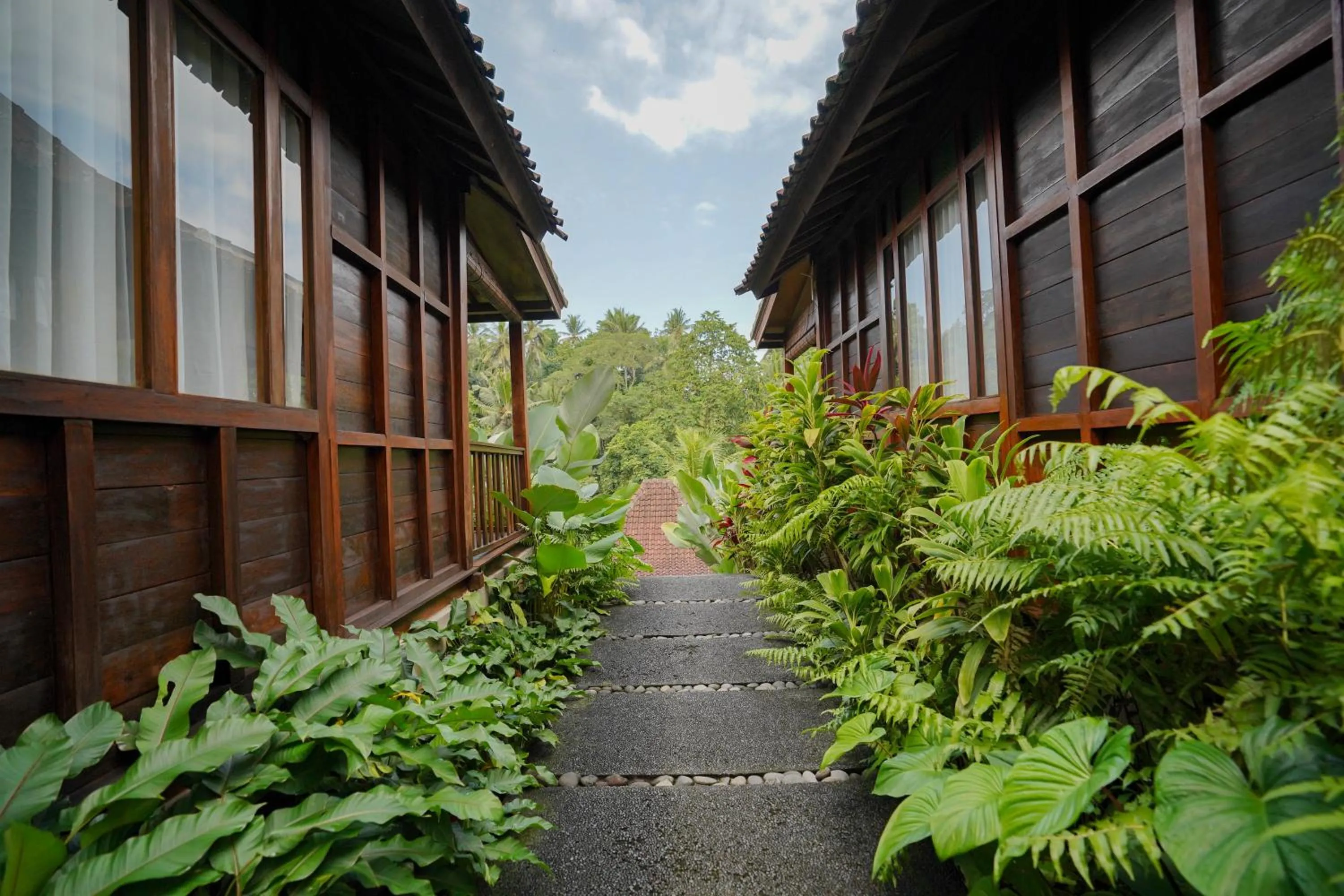 Property building in Pertiwi Bisma 1