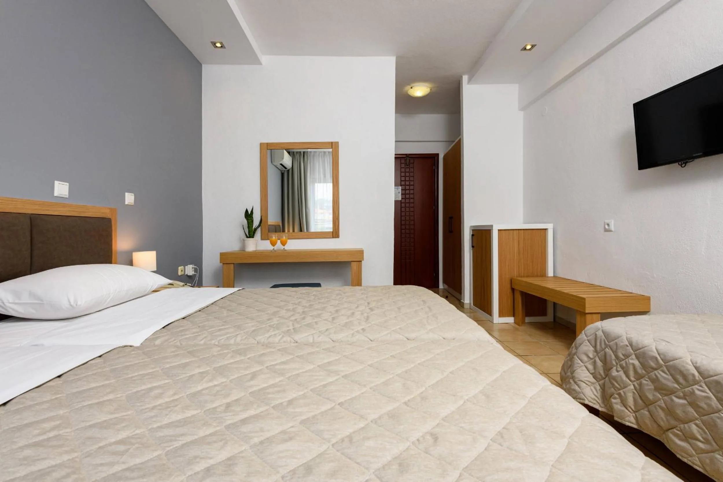 Photo of the whole room, Bed in Hotel Aethria