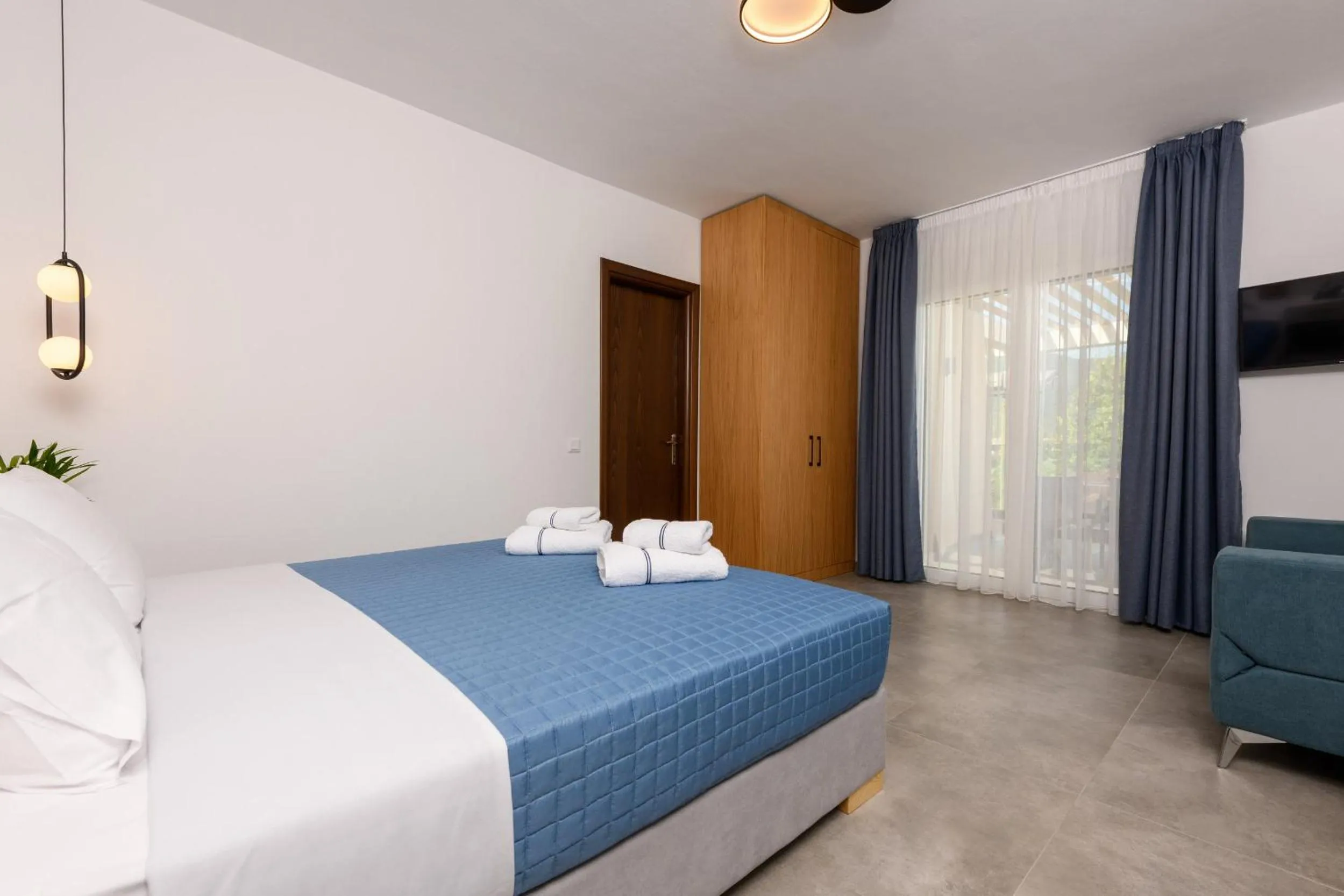 Photo of the whole room, Bed in Hotel Aethria