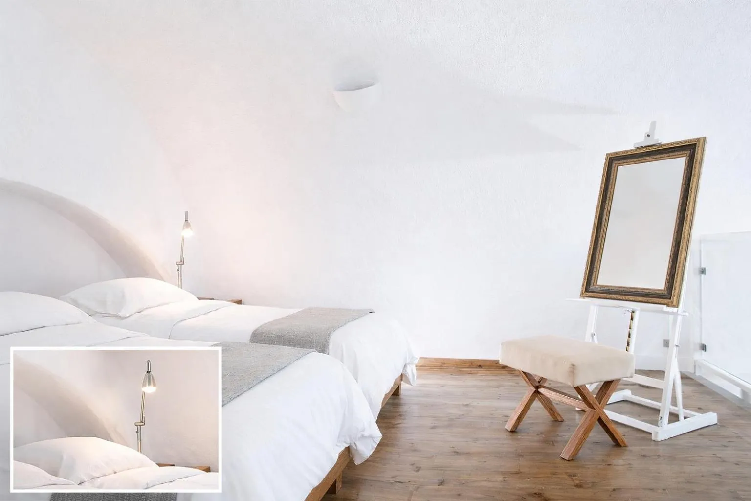 Bed in Ikastikies Suites