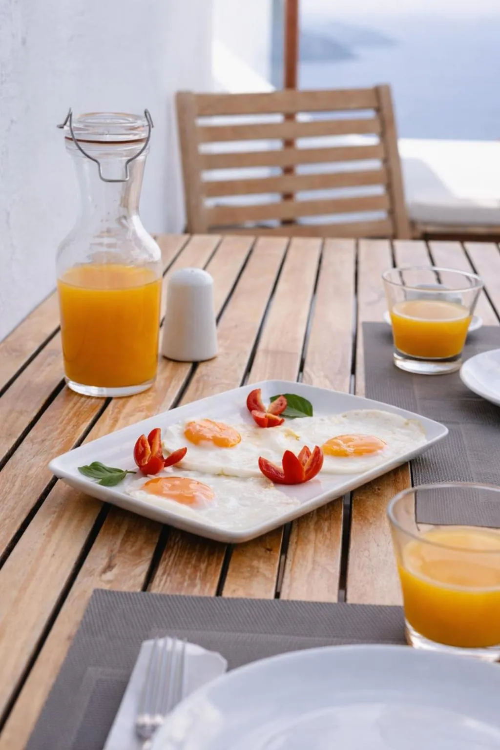 Breakfast in Ikastikies Suites