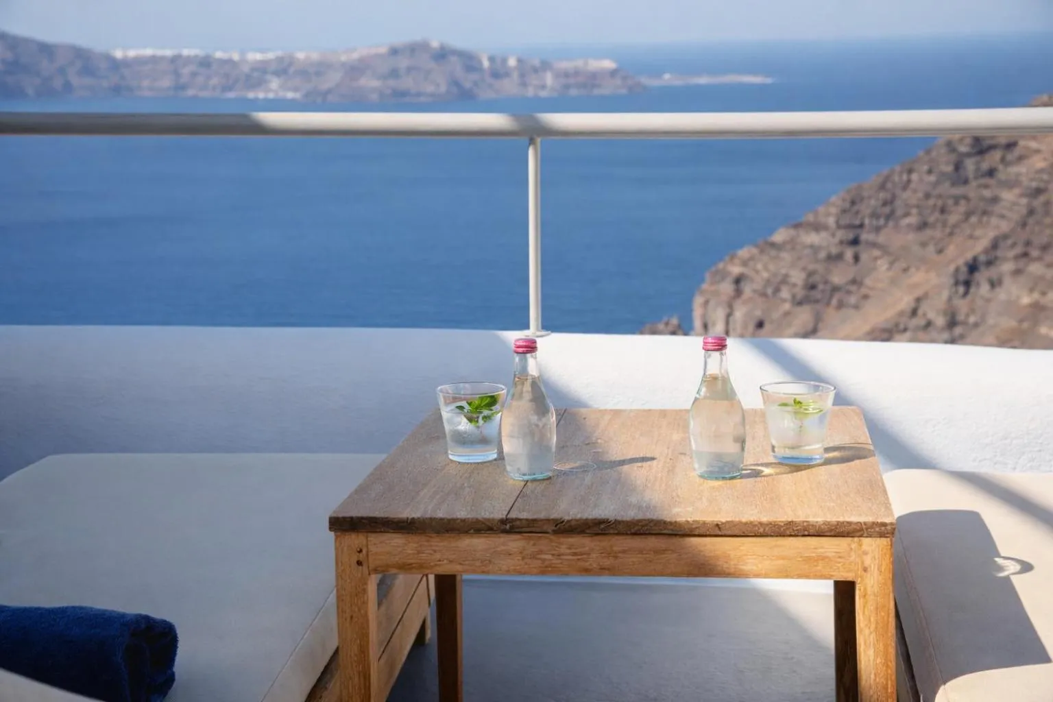 Patio in Ikastikies Suites