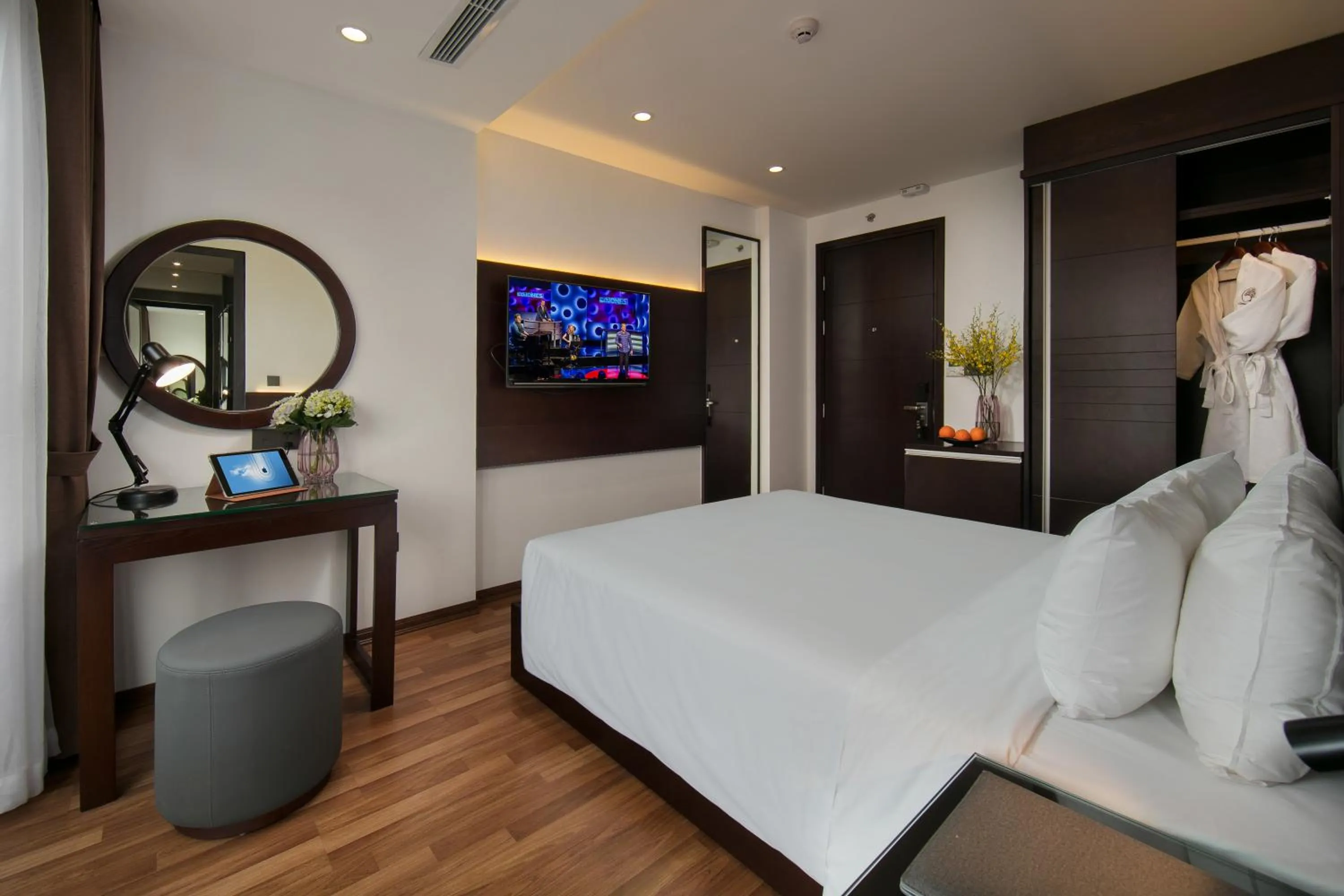 Photo of the whole room, Bed in Hanoi Fiesta Hotel & Spa