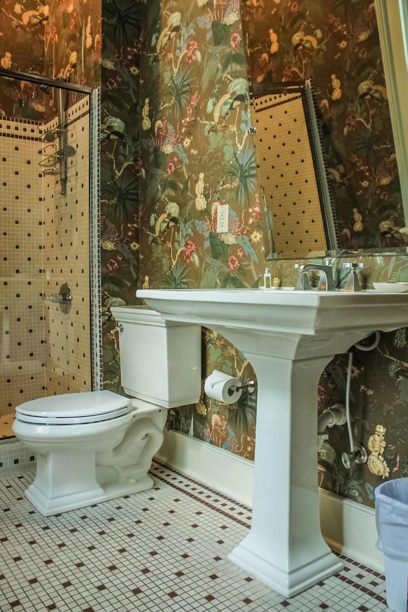 Bathroom in Fort Conde Inn - Mobile