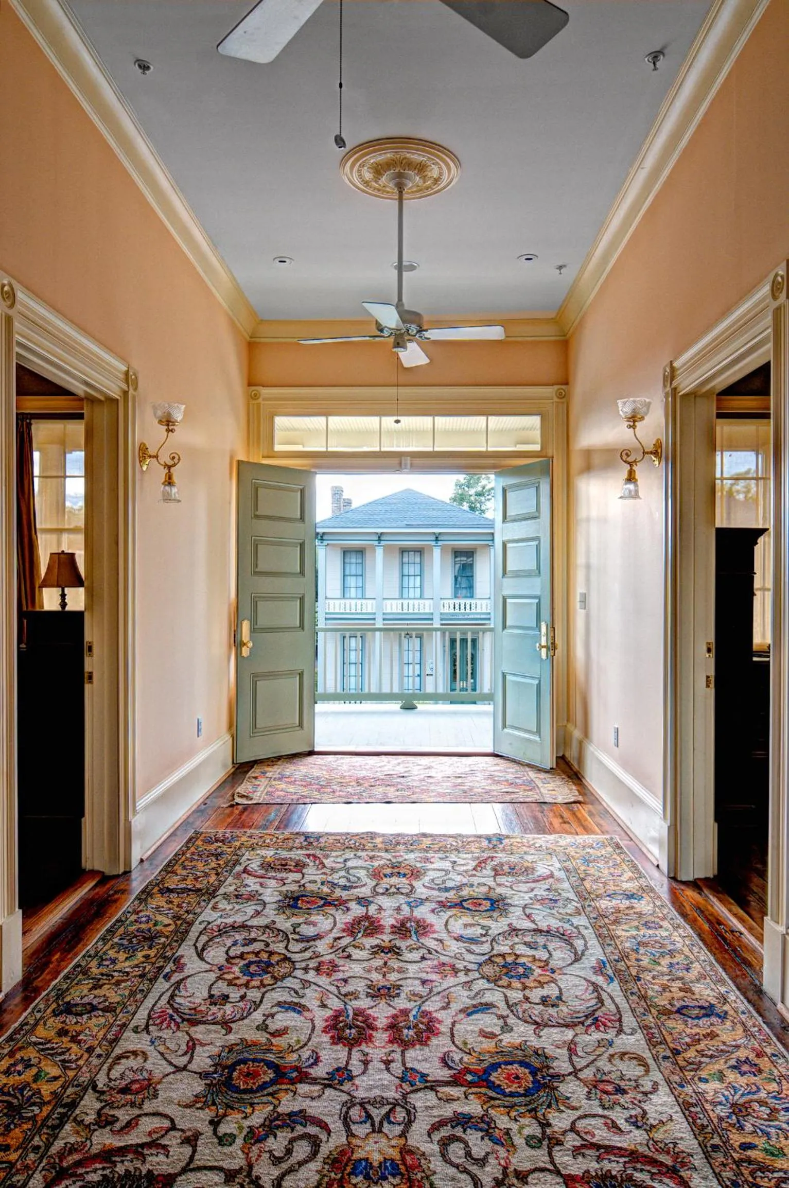 Decorative detail in Fort Conde Inn - Mobile