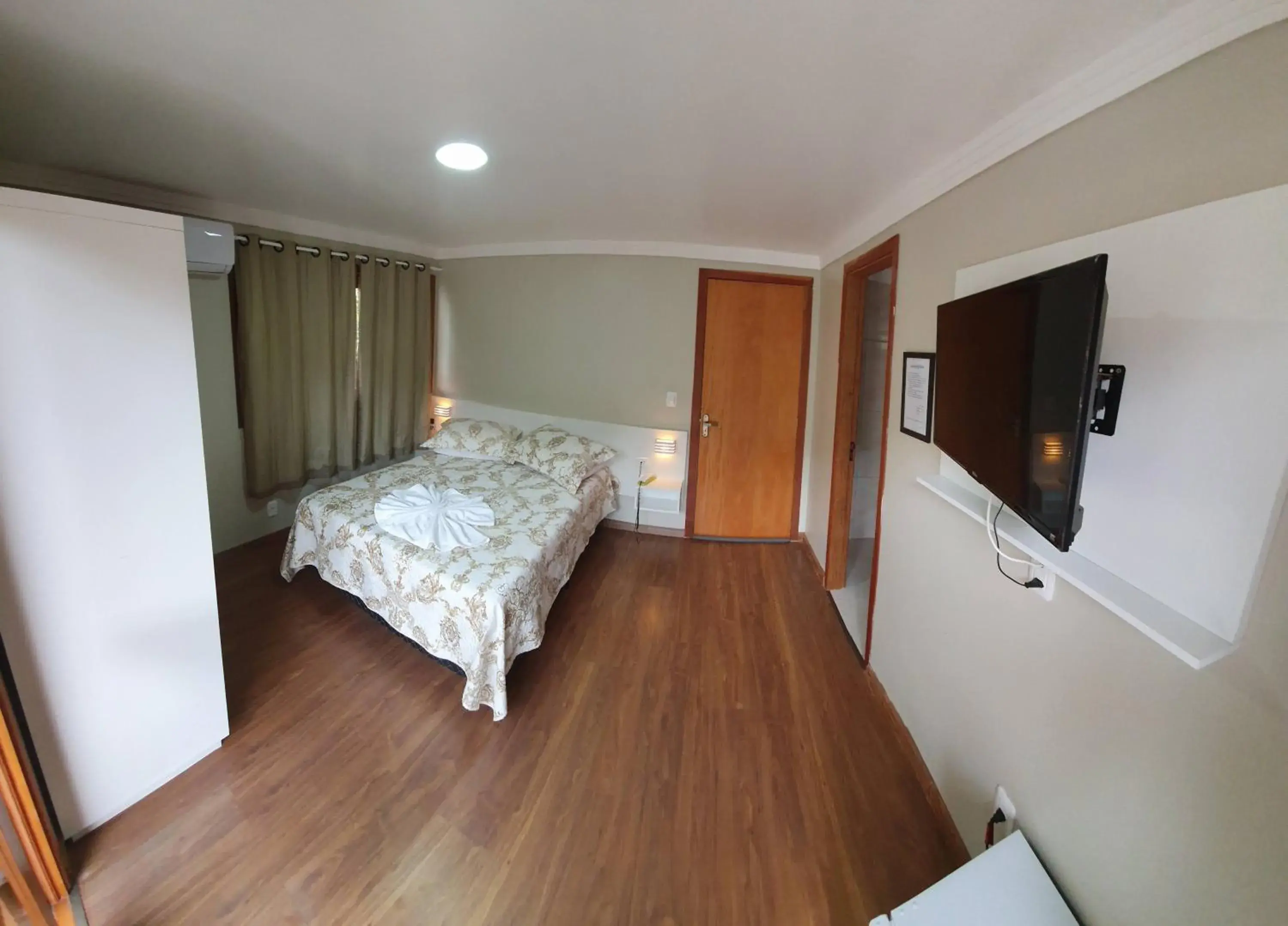 Photo of the whole room, Bed in Hotel Pousada Cabana da Mata Photo of the whole room, Bed in Hotel Pousada Cabana da Mata