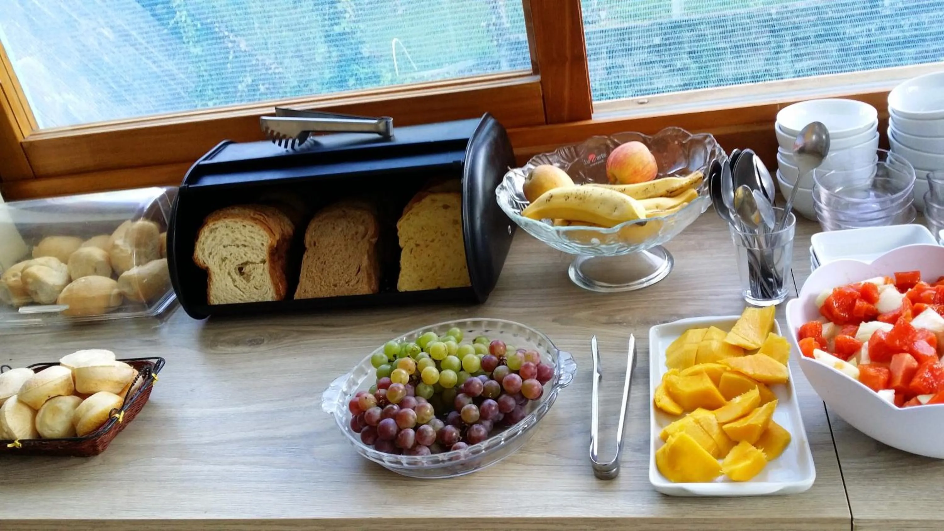 Buffet breakfast in Hotel Pousada Cabana da Mata