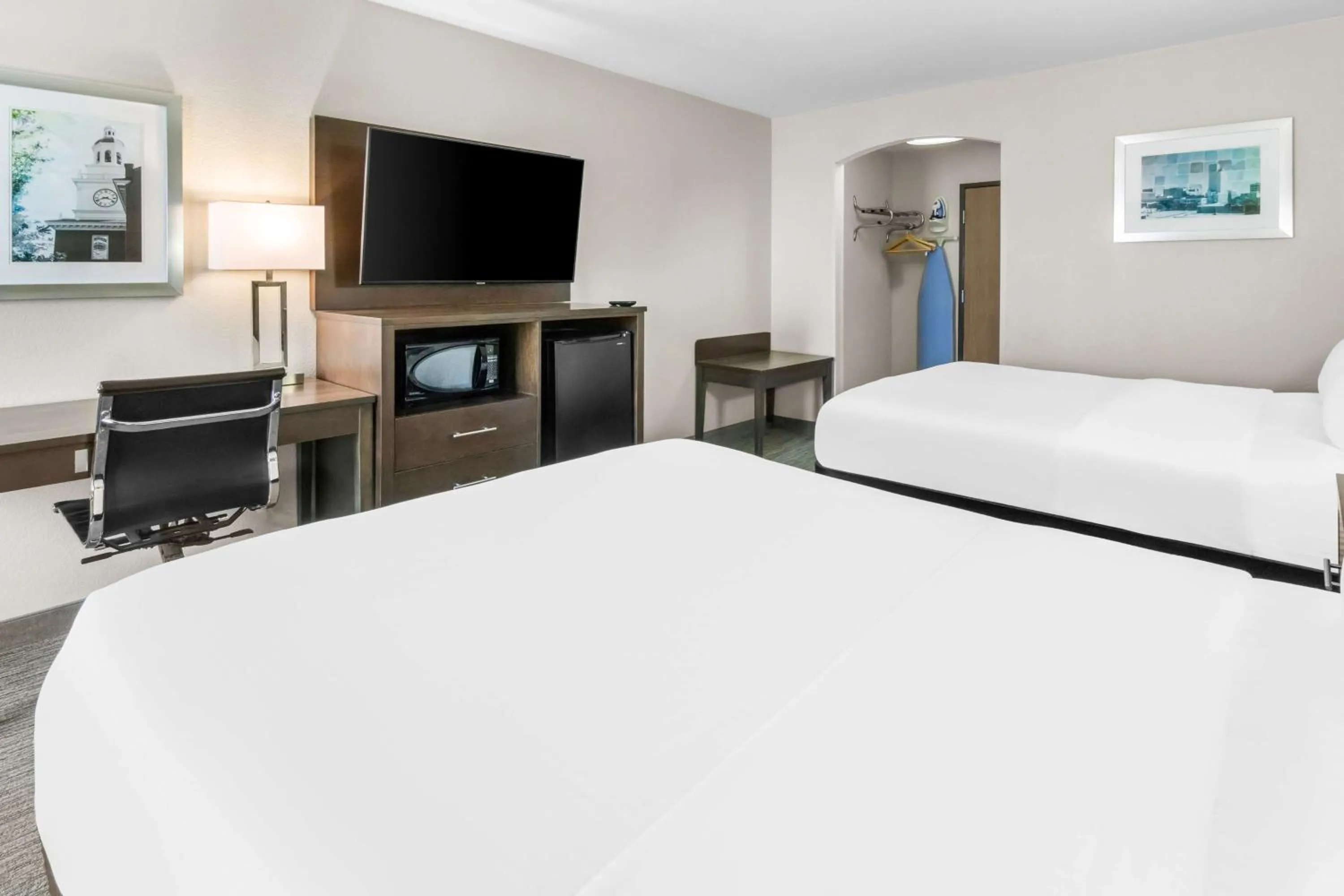 Bedroom, Bed in Best Western Abilene Inn & Suites