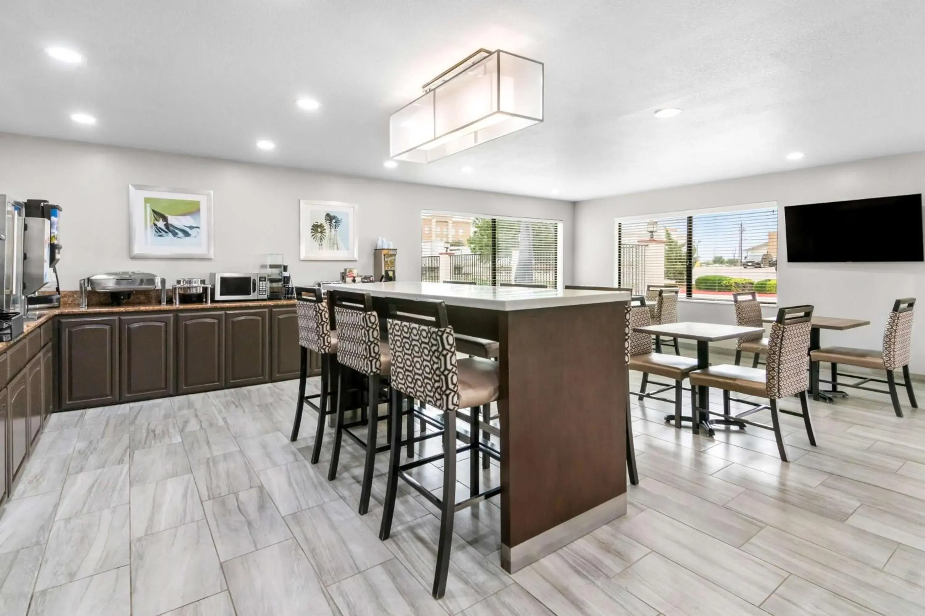 Breakfast in Best Western Abilene Inn & Suites Breakfast in Best Western Abilene Inn & Suites