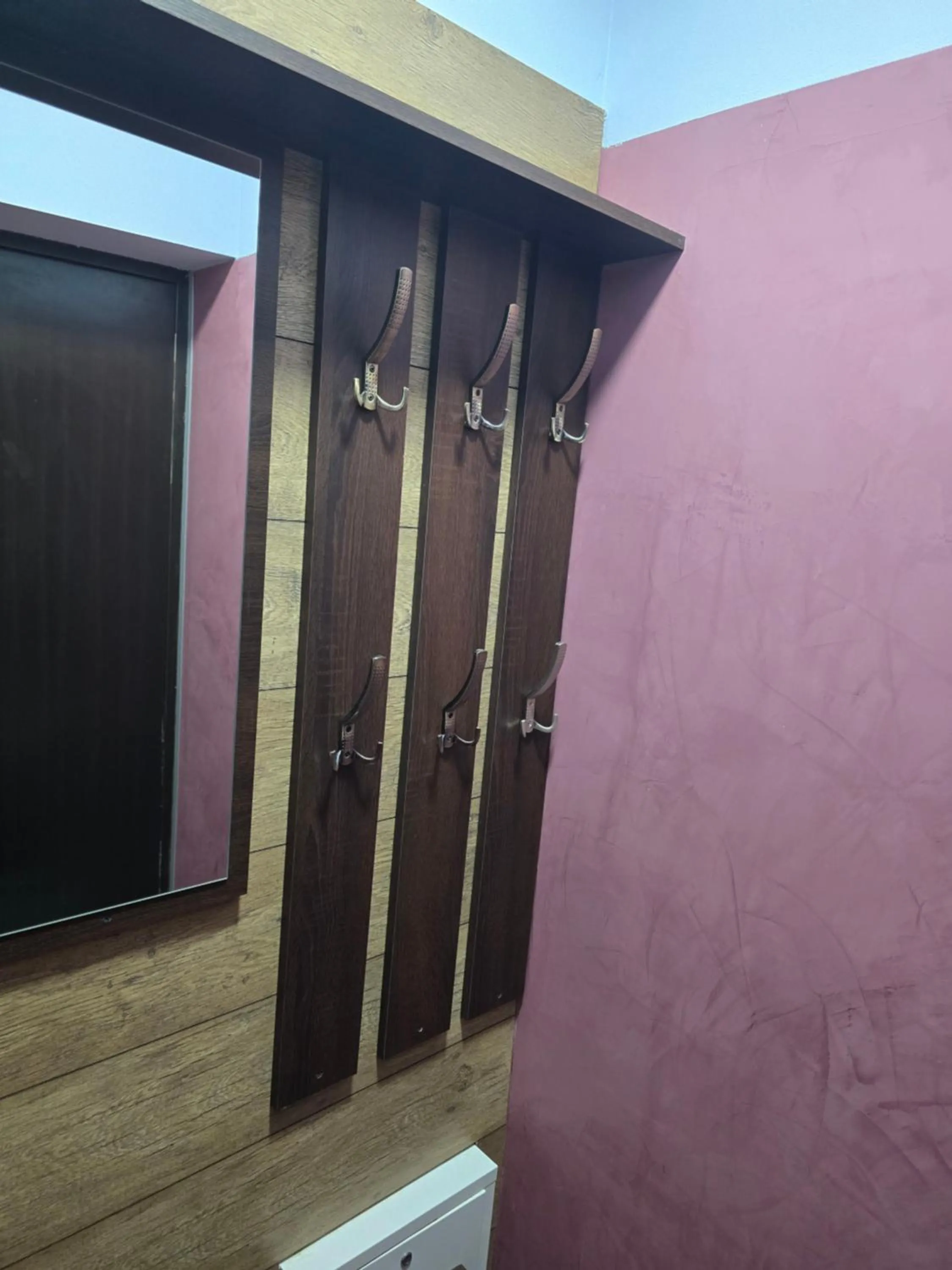 wardrobe in Eldom-NOCLEGI, Kolejowa 15 Wągrowiec